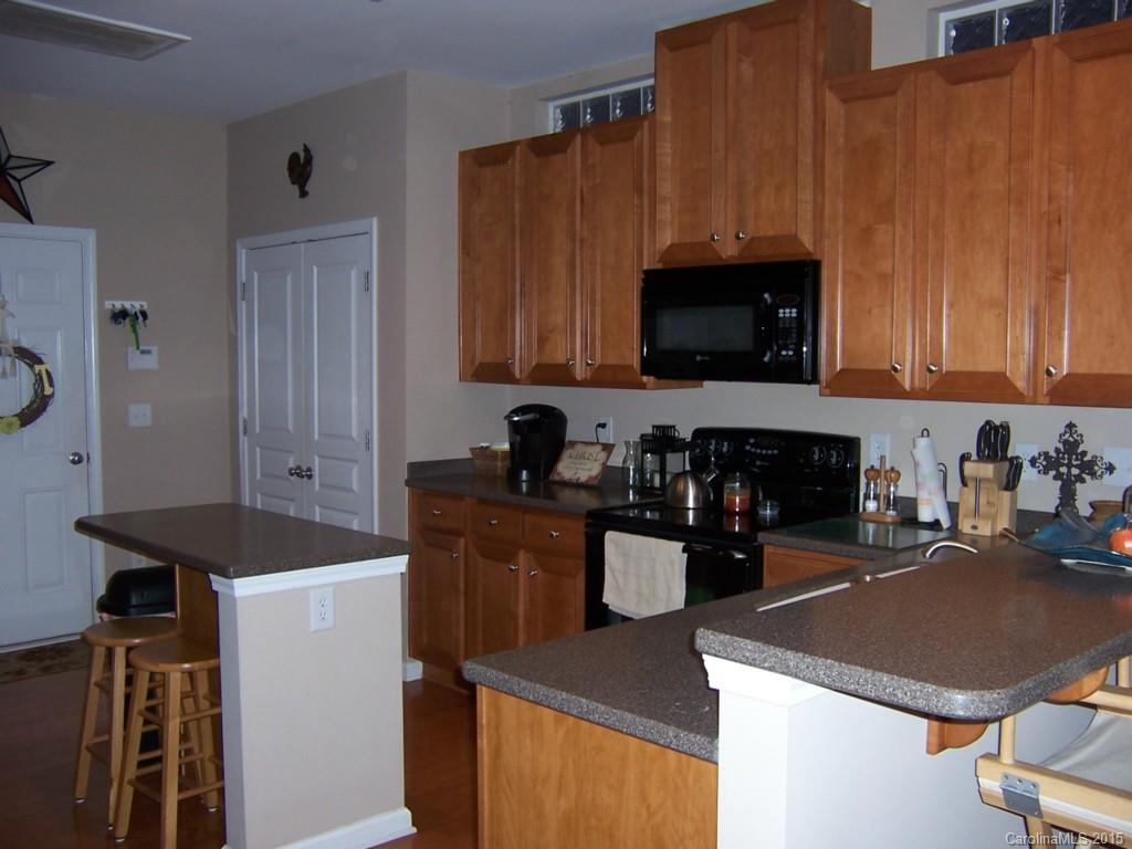 Ridge Pointe - Residential