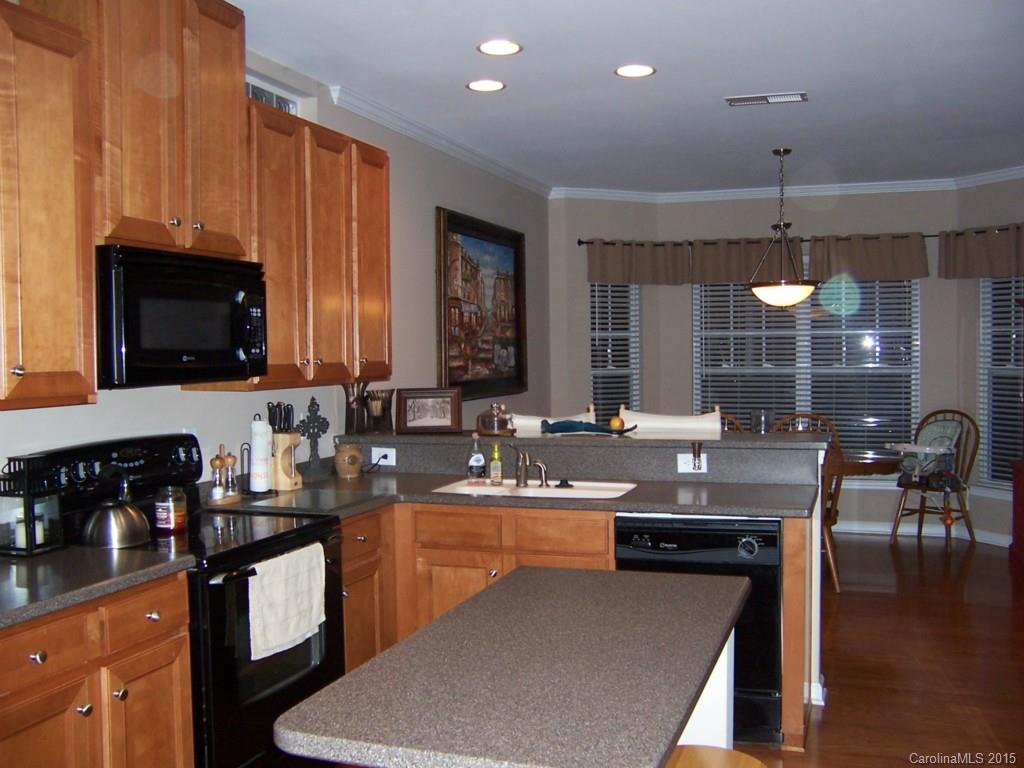 Ridge Pointe - Residential