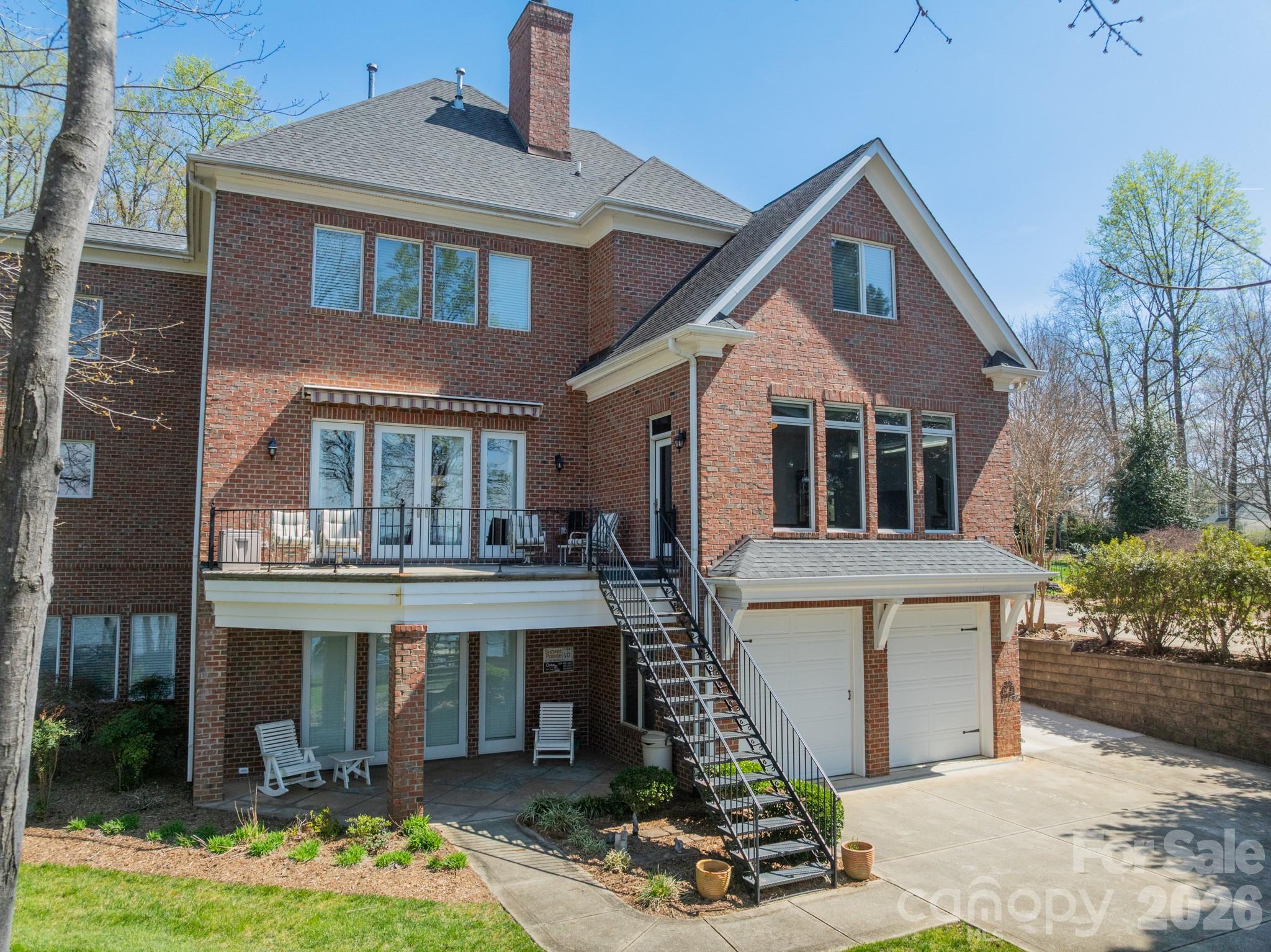 The Harbour At The Pointe - Residential