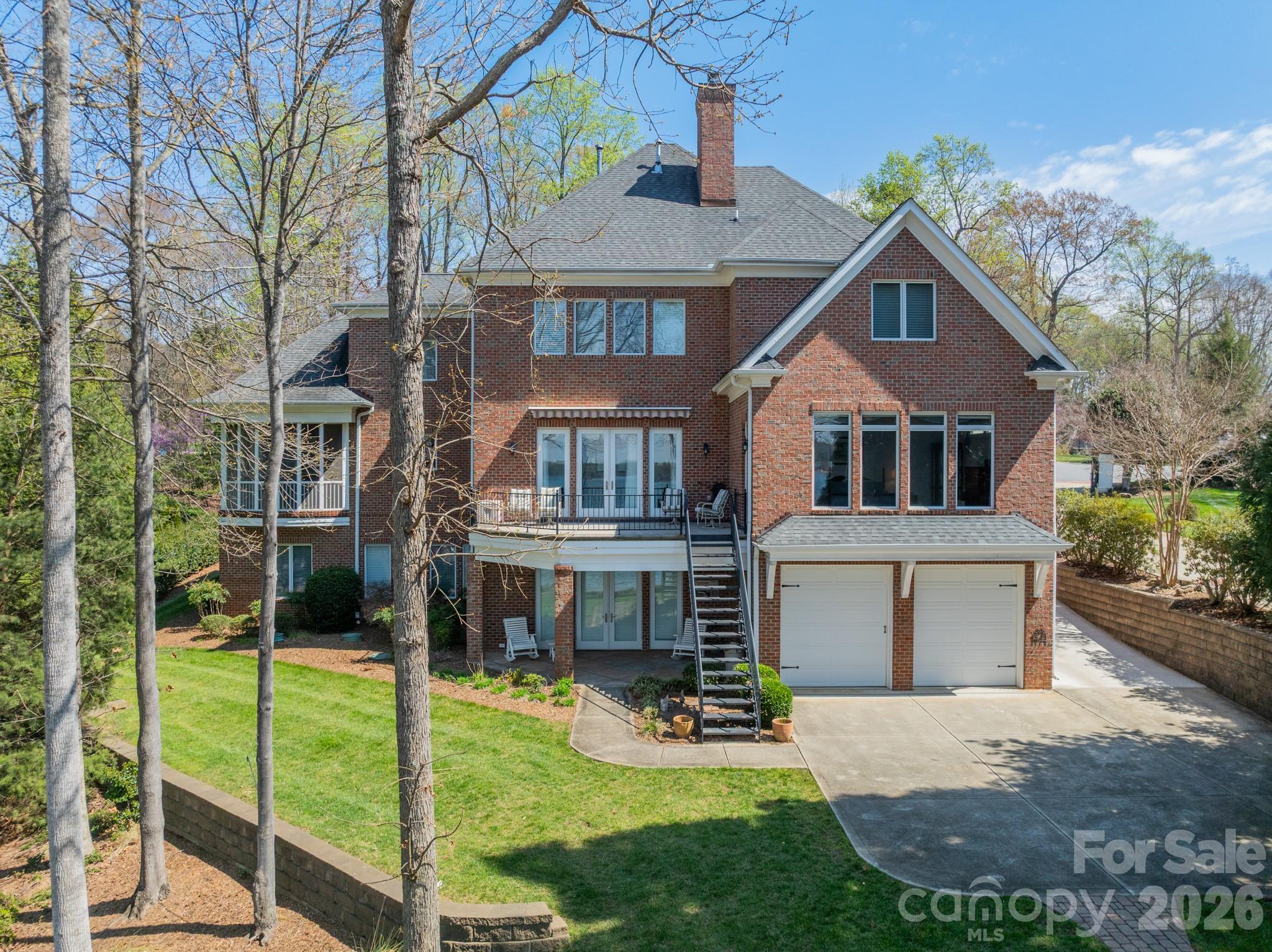 The Harbour At The Pointe - Residential