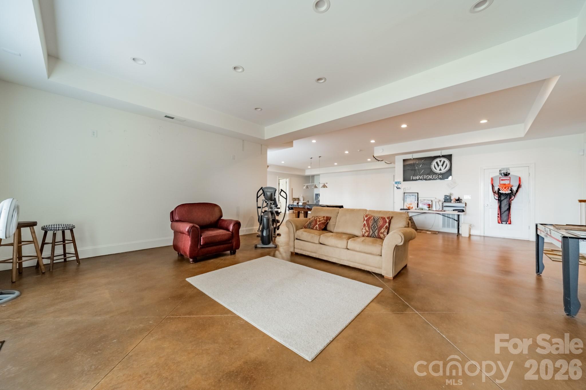 The Harbour At The Pointe - Residential