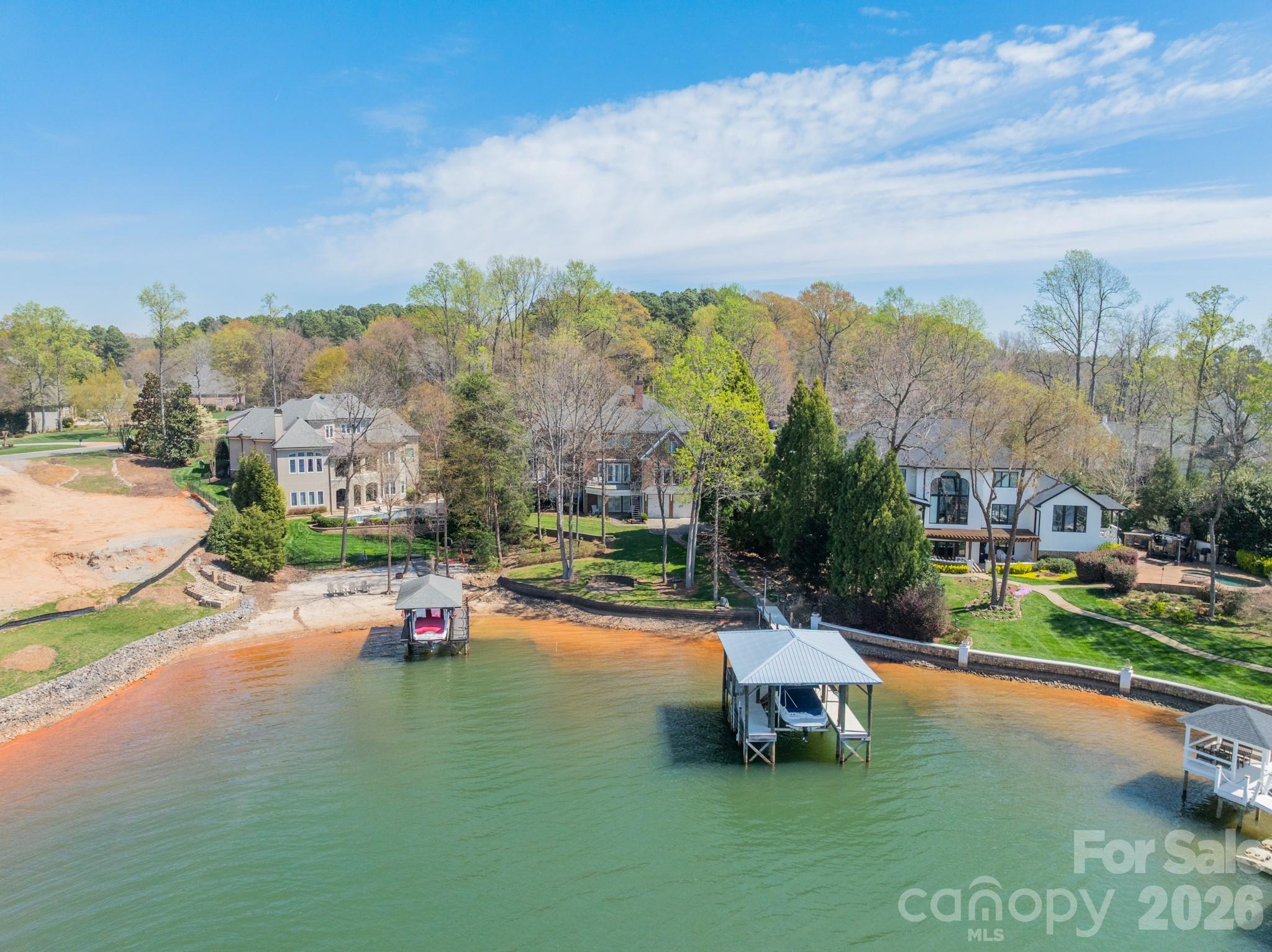 The Harbour At The Pointe - Residential