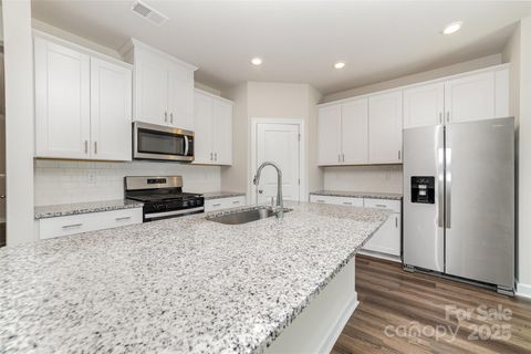 Photo of 164 Shepherds Landing Drive, Mooresville, NC 28115 (MLS # 4265560)