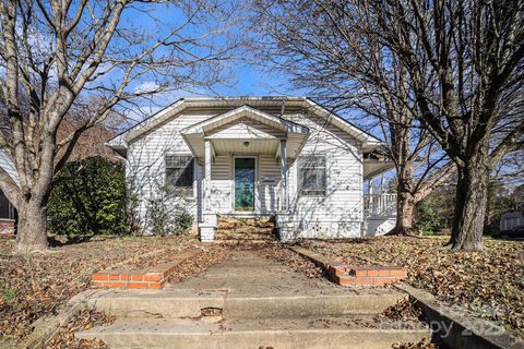 Photo of 352 Kerr Street NW, Concord, NC 28025 (MLS # 4325889)