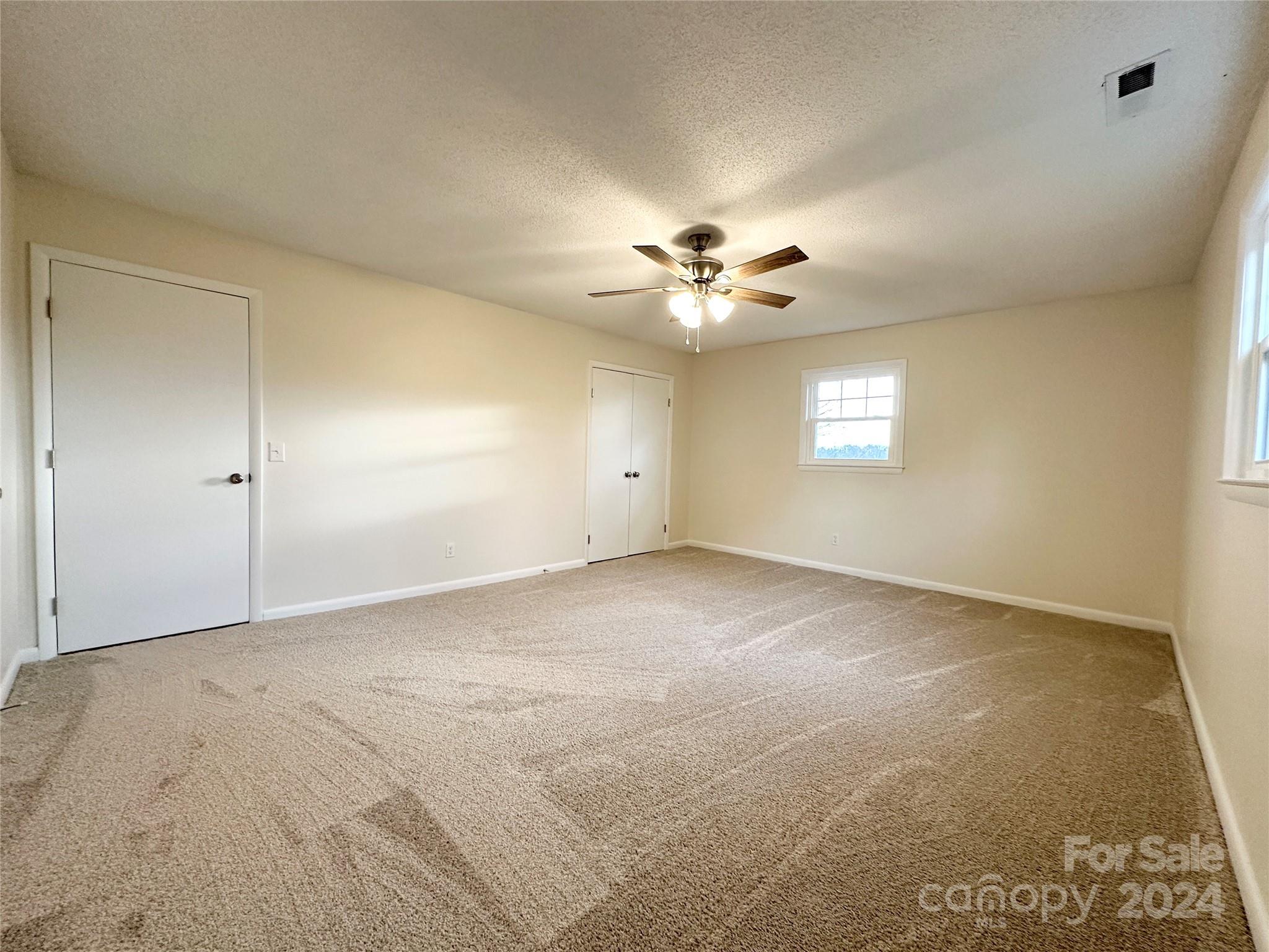 Olde Farm - Residential