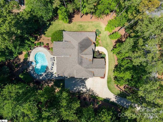 127 Turnberry Drive