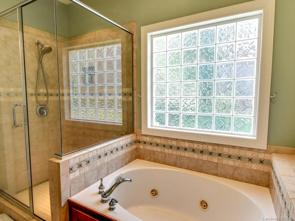 Pinnacle Shores - Residential Lease