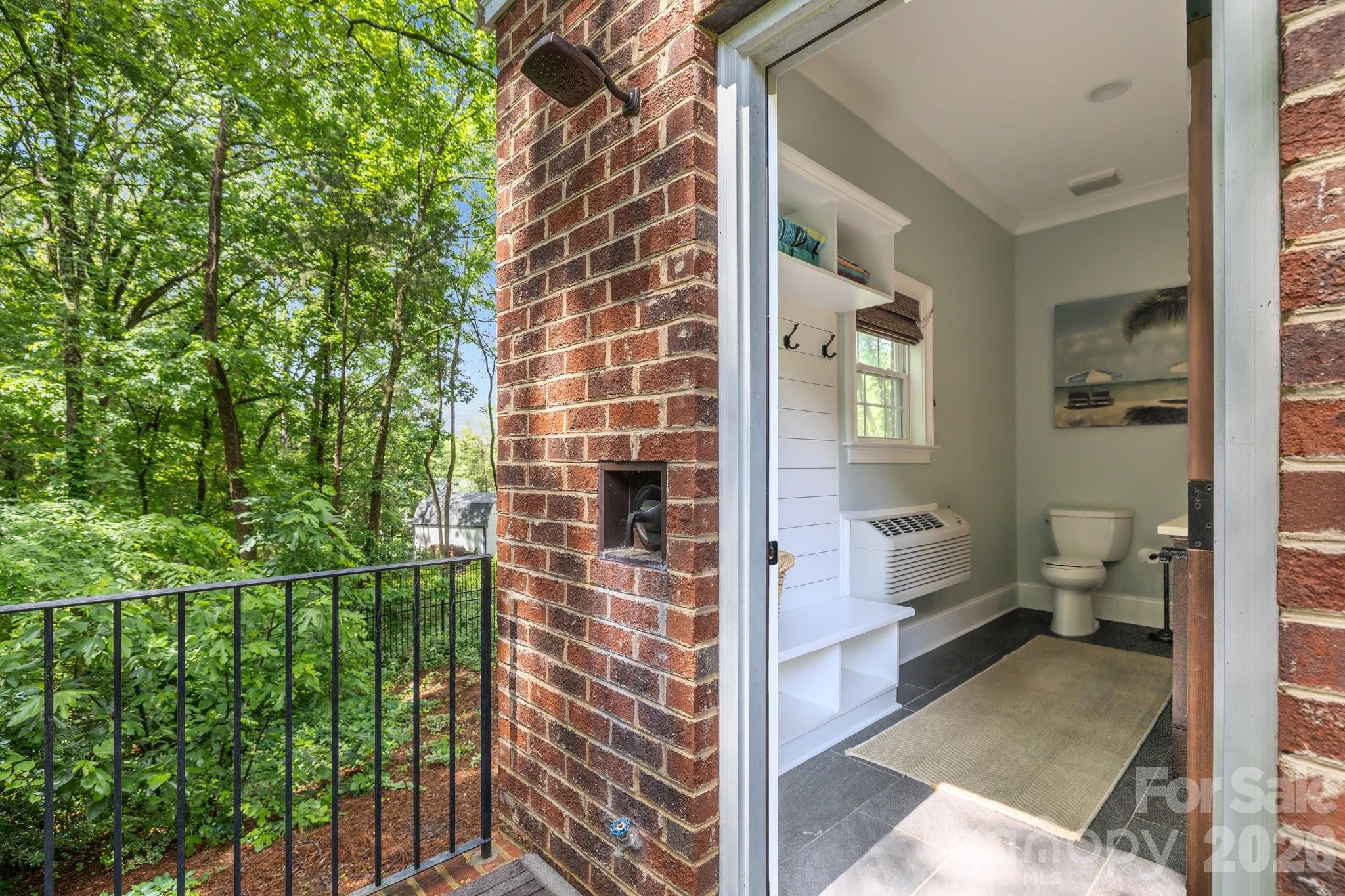 Quail Hollow - Residential