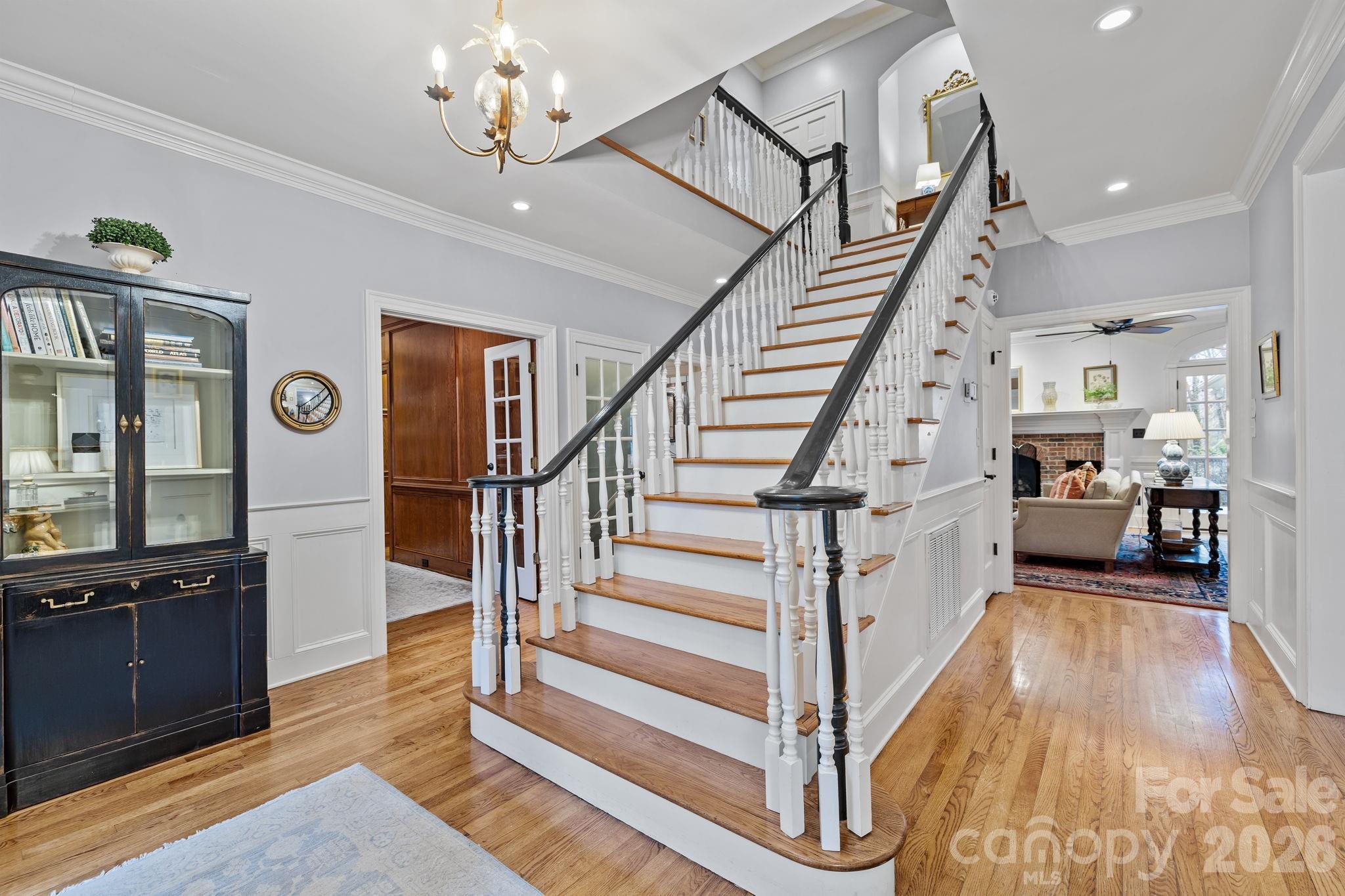 6824 N Baltusrol Lane