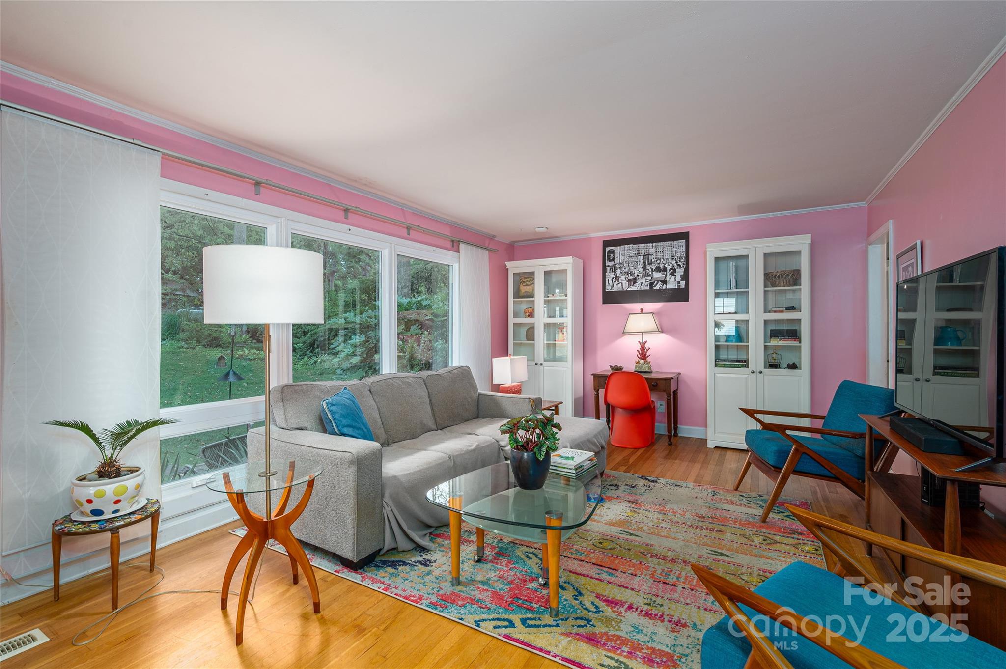 211 Ruby Lane