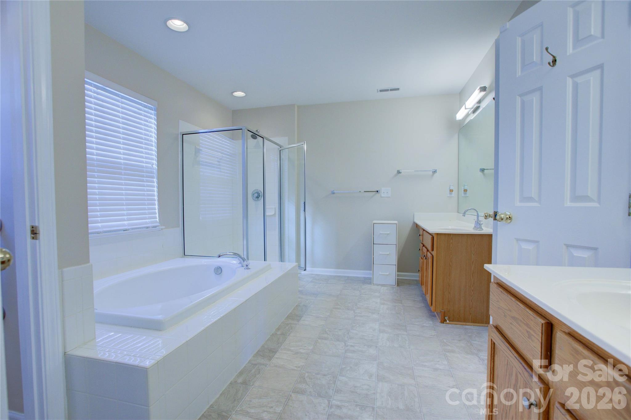 Brandon Oaks - Residential