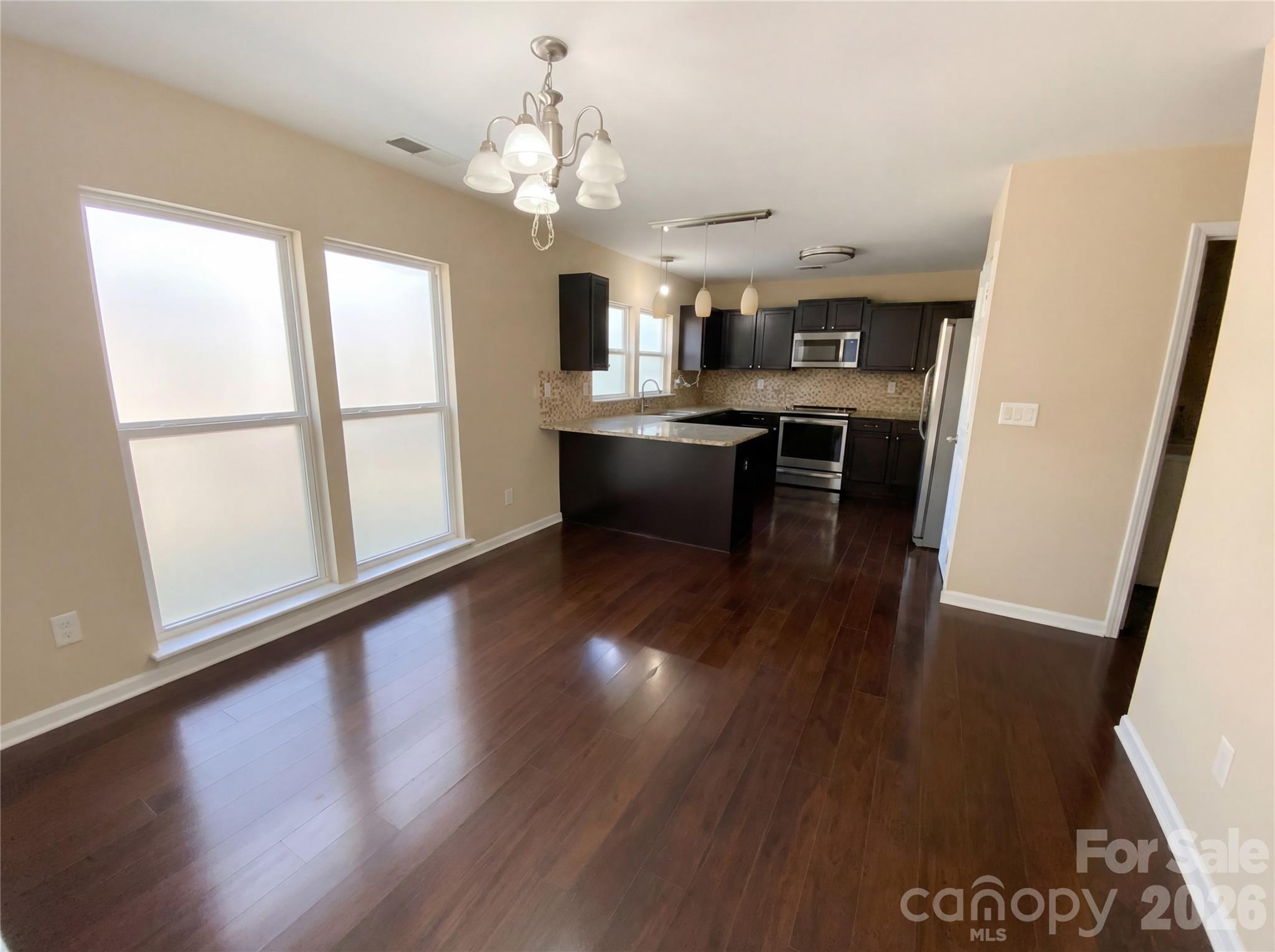 Rolling Hills - Residential