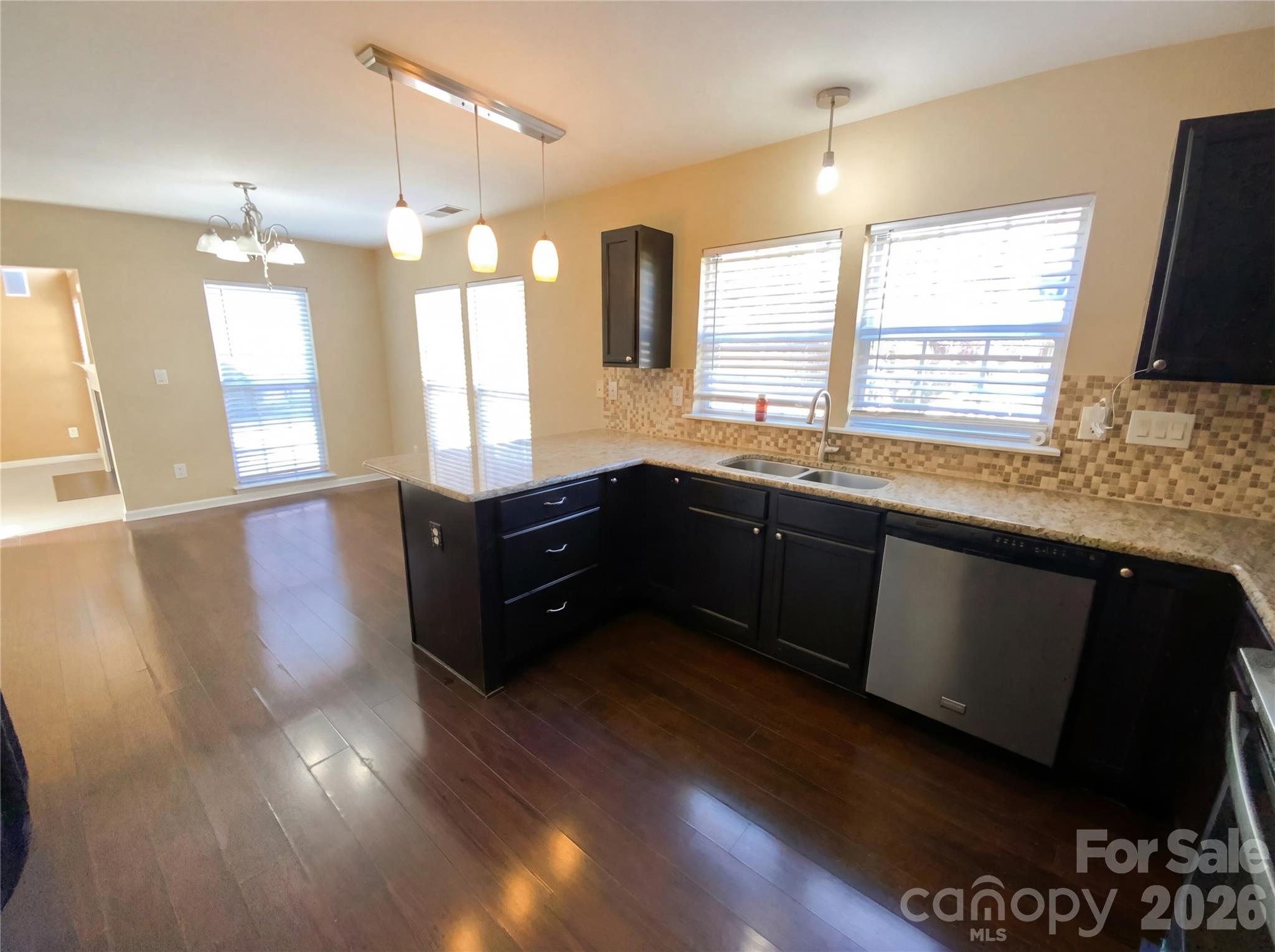 Rolling Hills - Residential