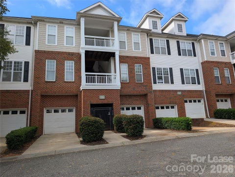 Photo of 6730 Mallard Park Drive, Charlotte, NC 28262 (MLS # 4438571)