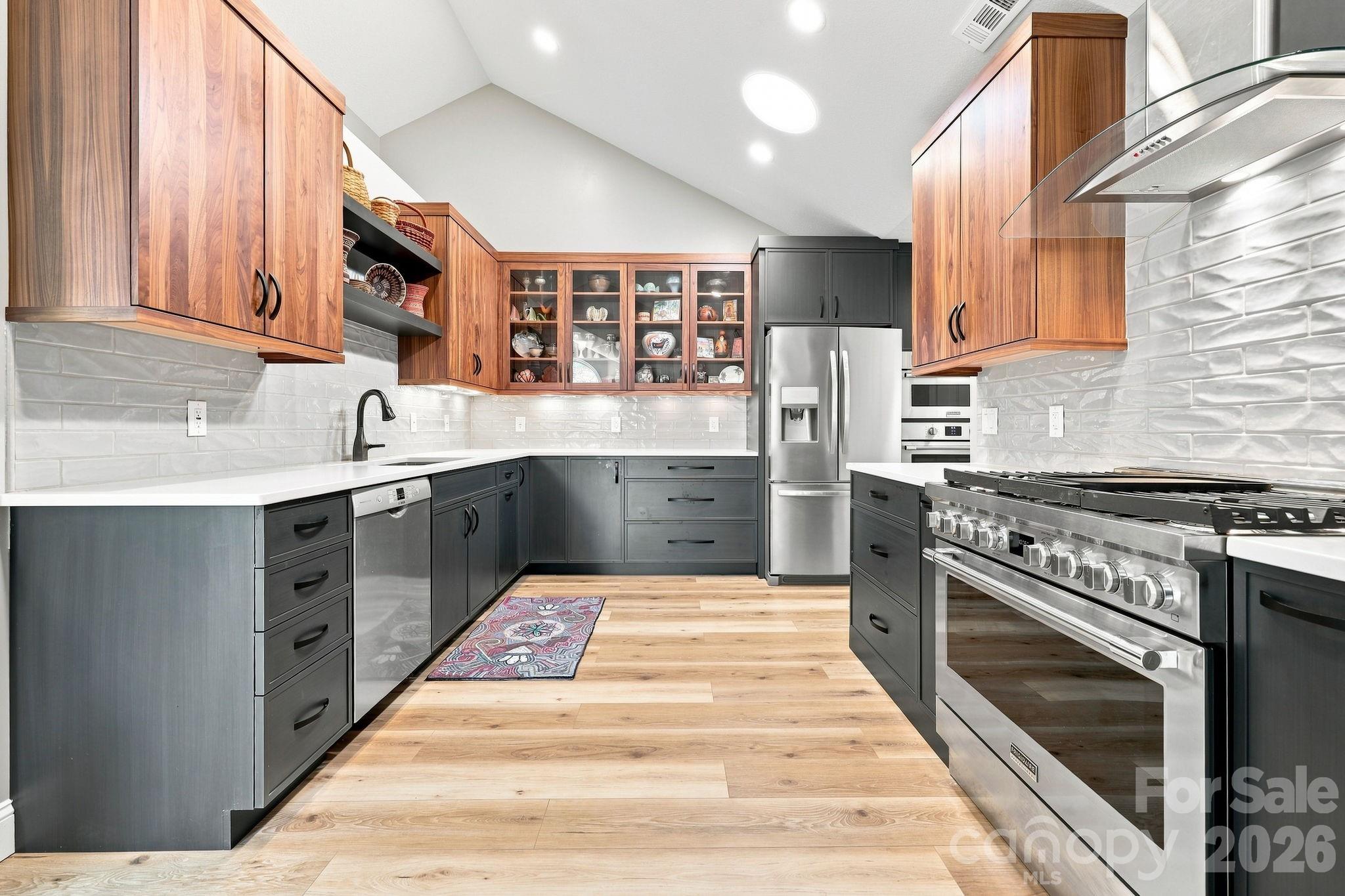 100 Mountain Meadow Circle