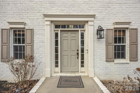 Photo of 17622 Cambridge Grove Drive, Huntersville, NC 28078 (MLS # 4342438)