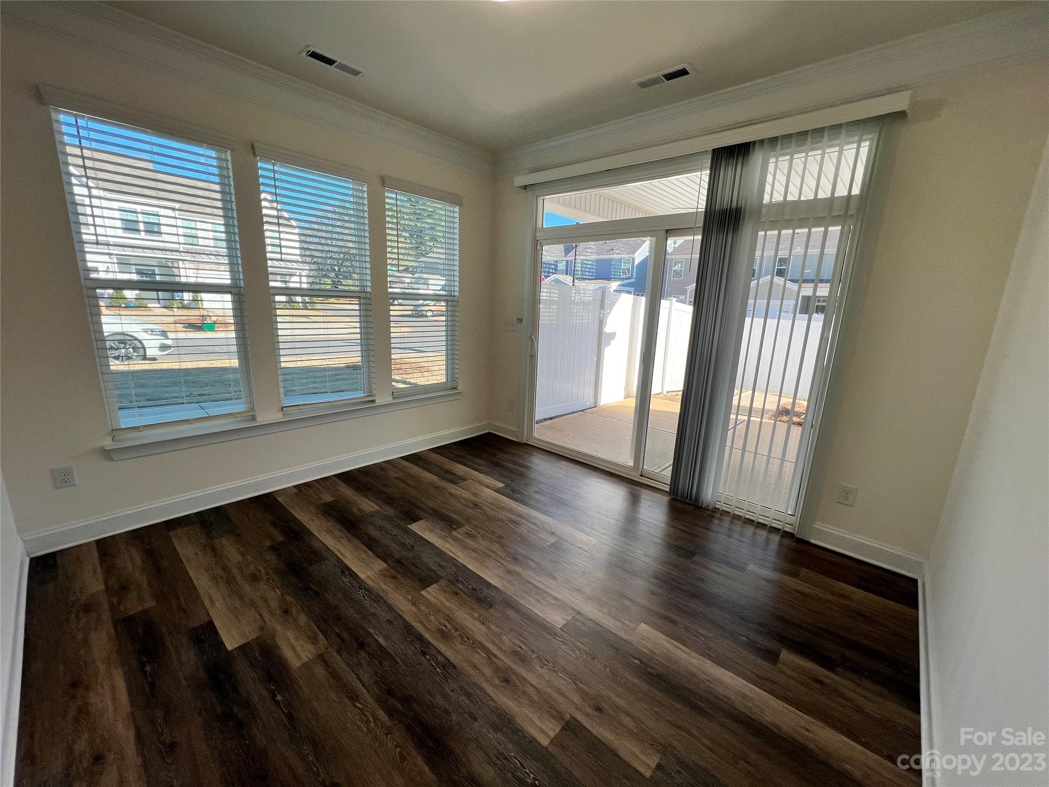 The Enclave At Davis Lake - Residential