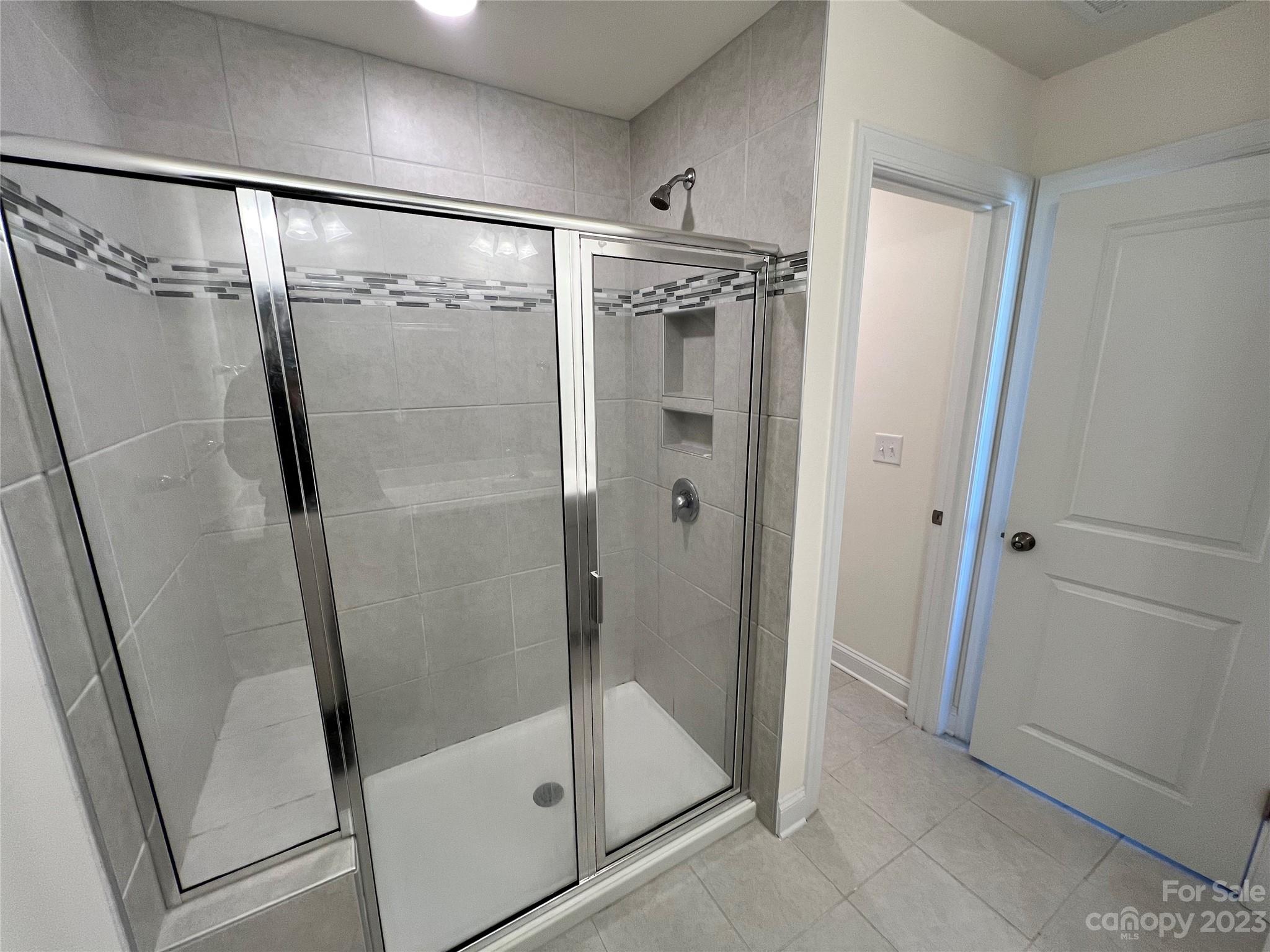 The Enclave At Davis Lake - Residential