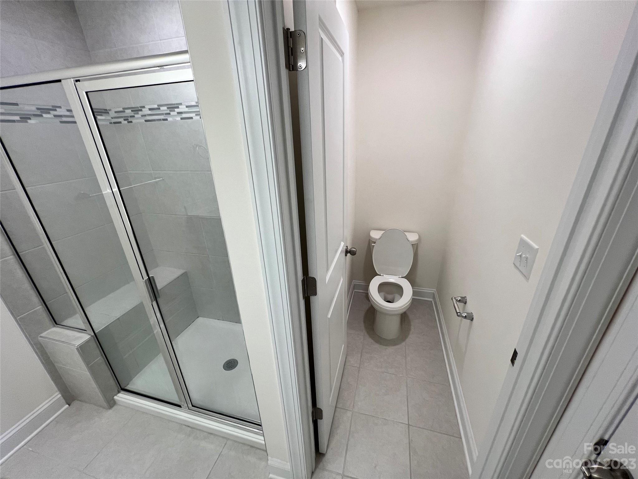 The Enclave At Davis Lake - Residential