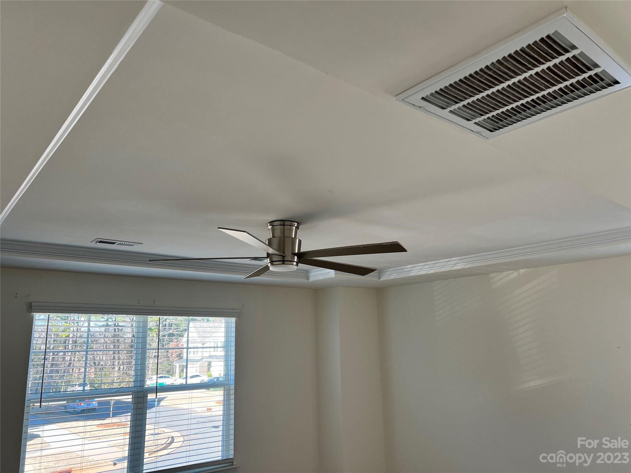 The Enclave At Davis Lake - Residential