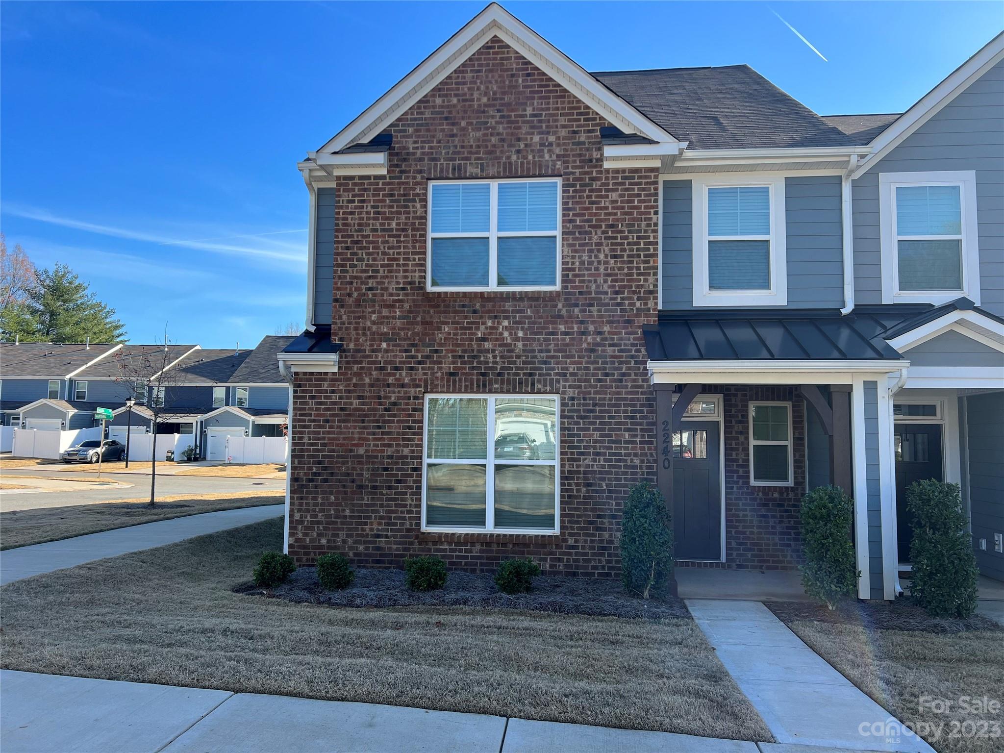 The Enclave At Davis Lake - Residential