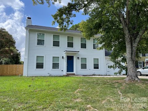 Photo of 7211 Grassy Knob Court, Charlotte, NC 28273 (MLS # 4356398)