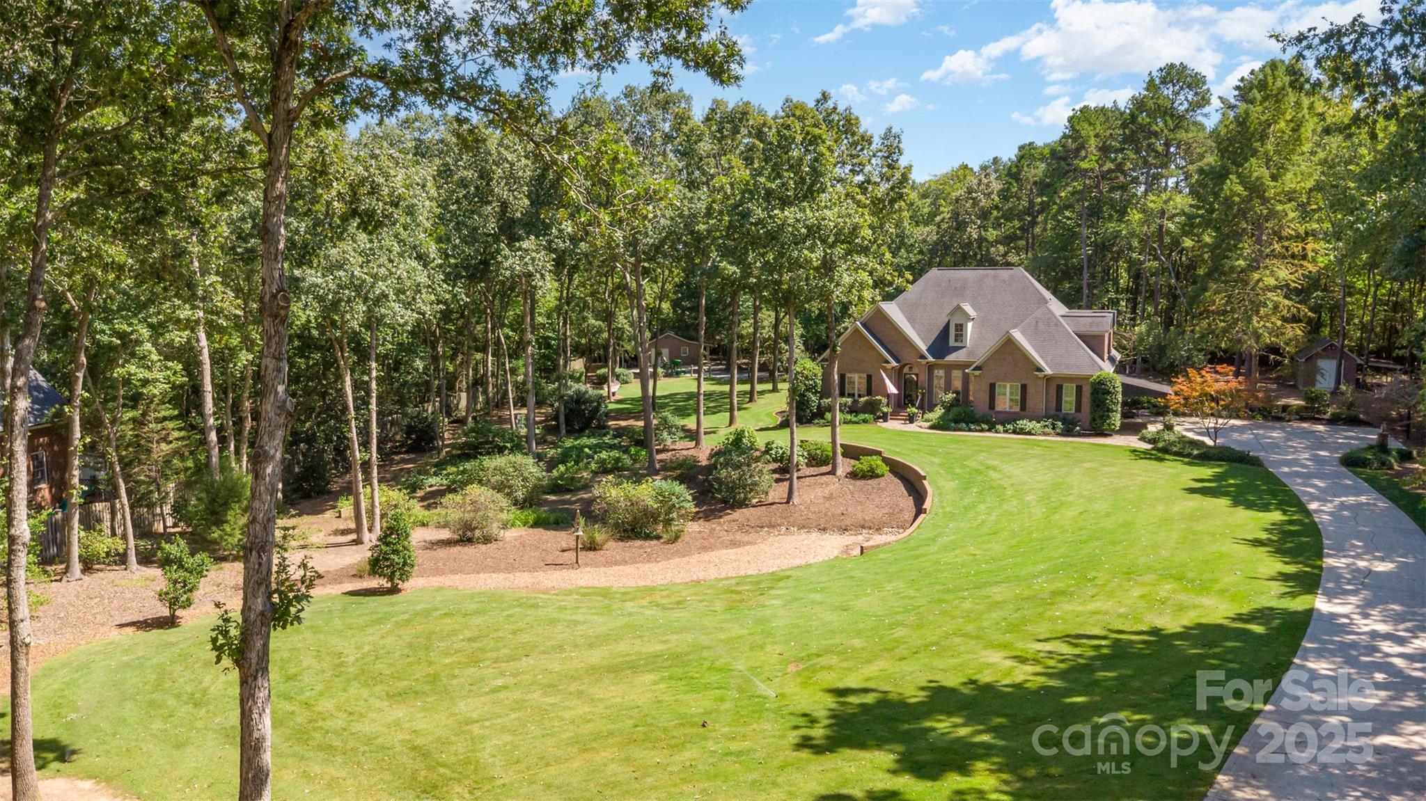 417 Foxglove Lane
