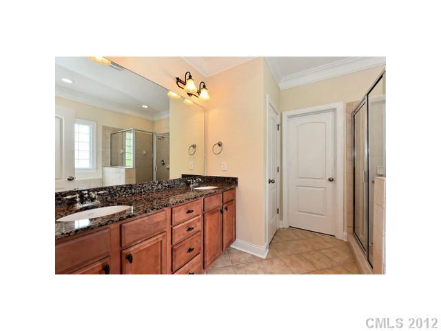 Tega Cay - Residential