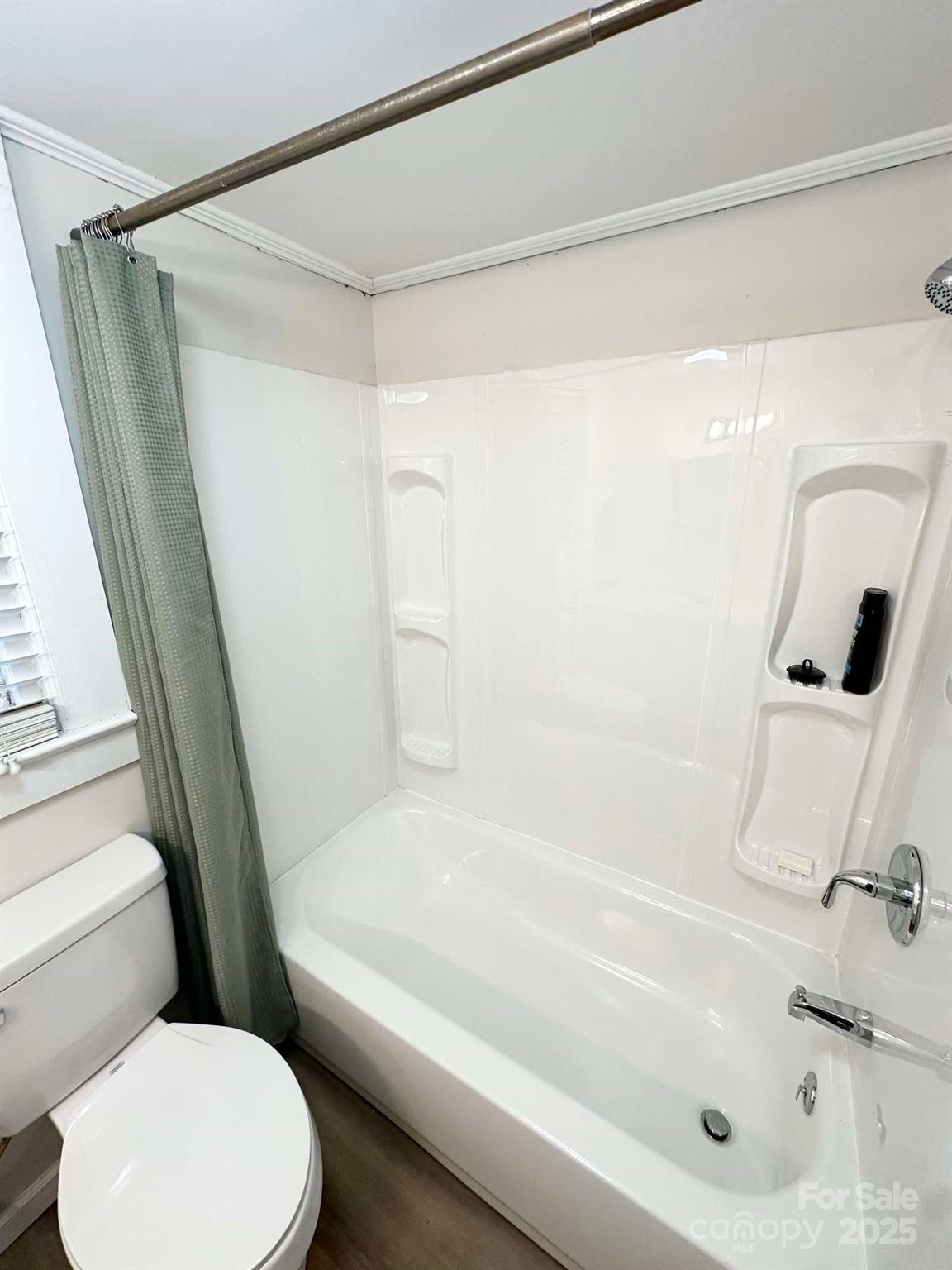 Lenoir, North Carolina 28645, United States, 3 Bedrooms Bedrooms, ,2 BathroomsBathrooms,Residential,Active,5238