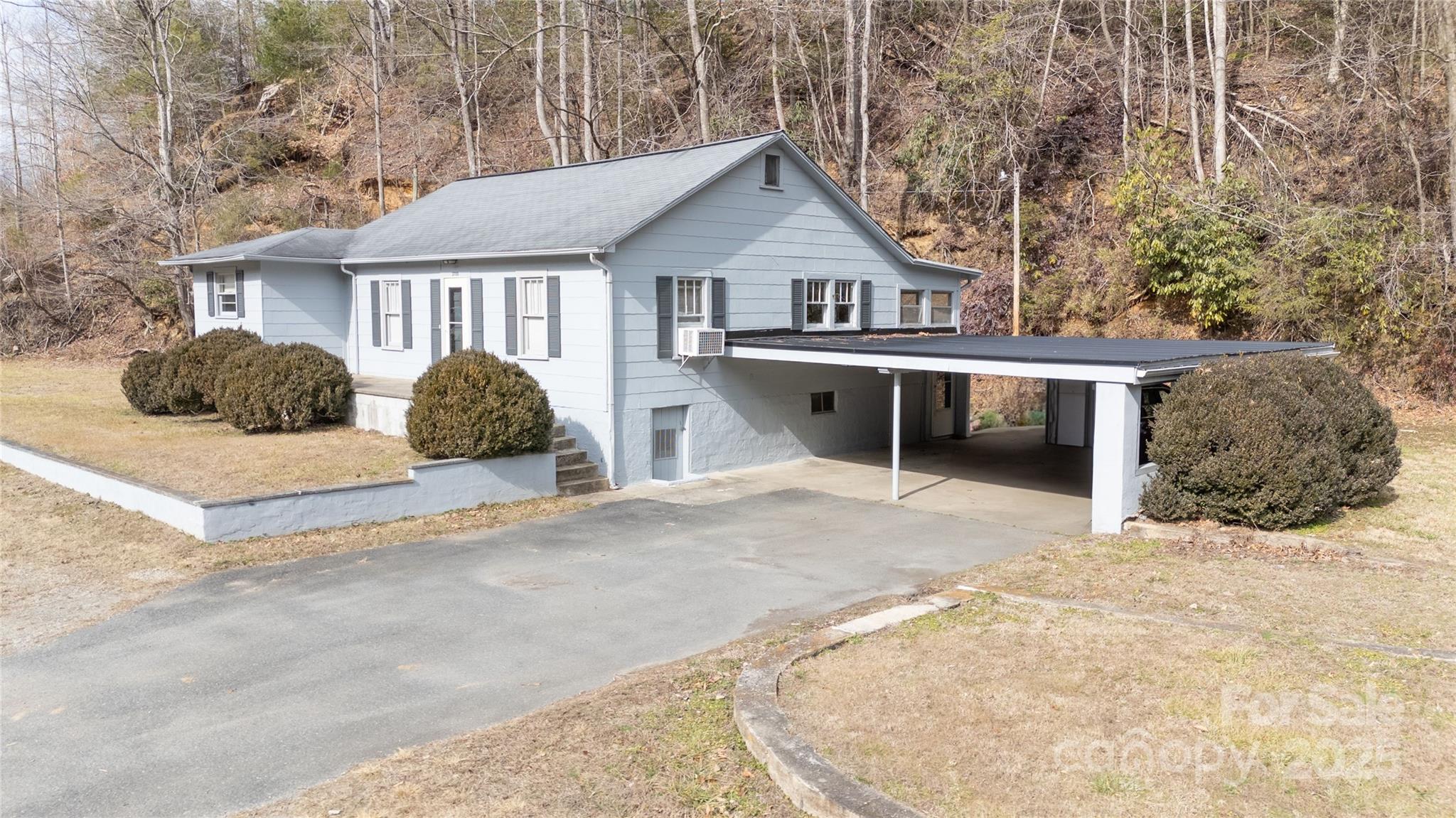 Lenoir, North Carolina 28645, United States, 3 Bedrooms Bedrooms, ,2 BathroomsBathrooms,Residential,Active,5238 Lenoir, North Carolina 28645, United States, 3 Bedrooms Bedrooms, ,2 BathroomsBathrooms,Residential,Active,5238