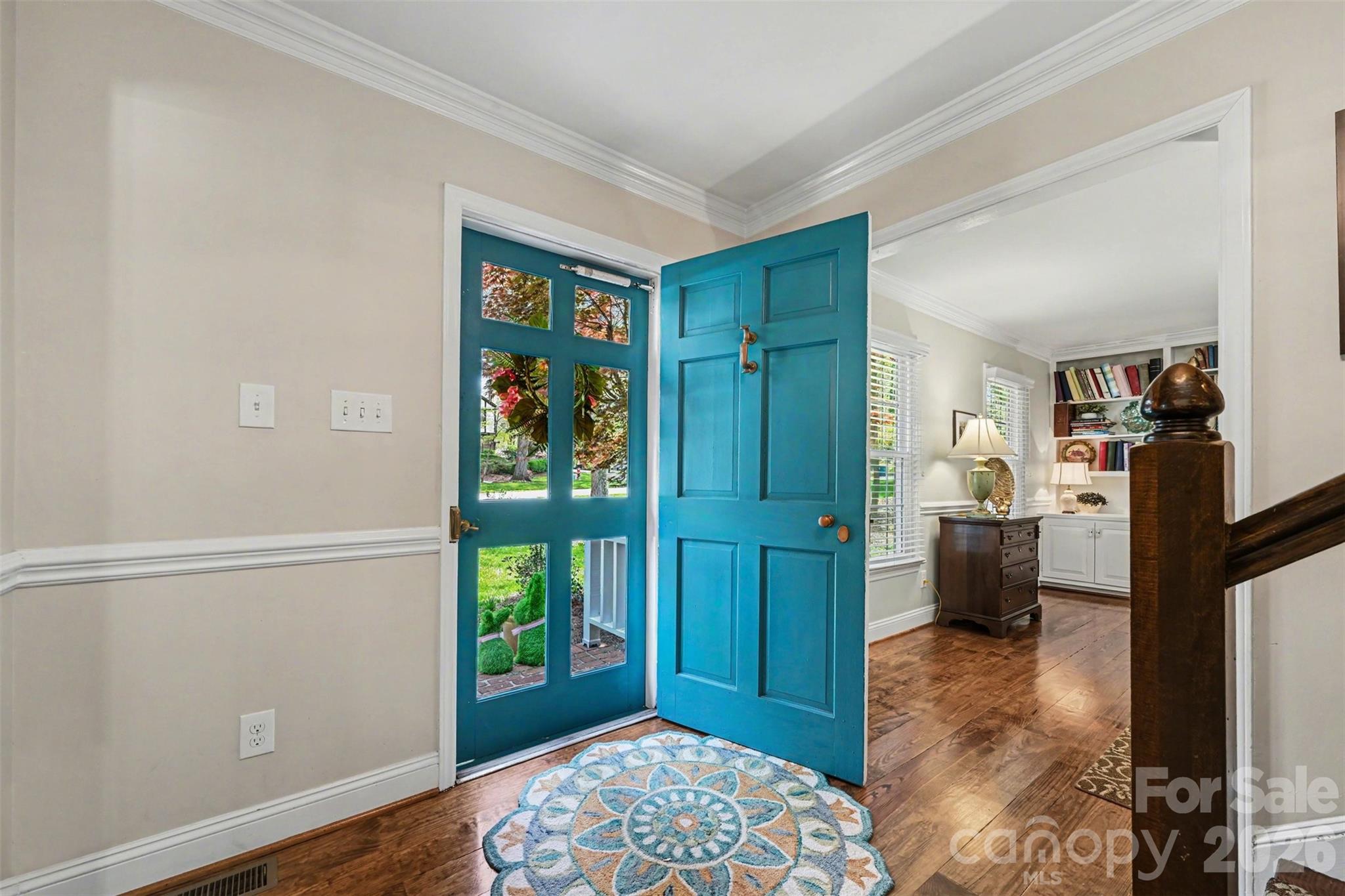 2511 Heritage Circle