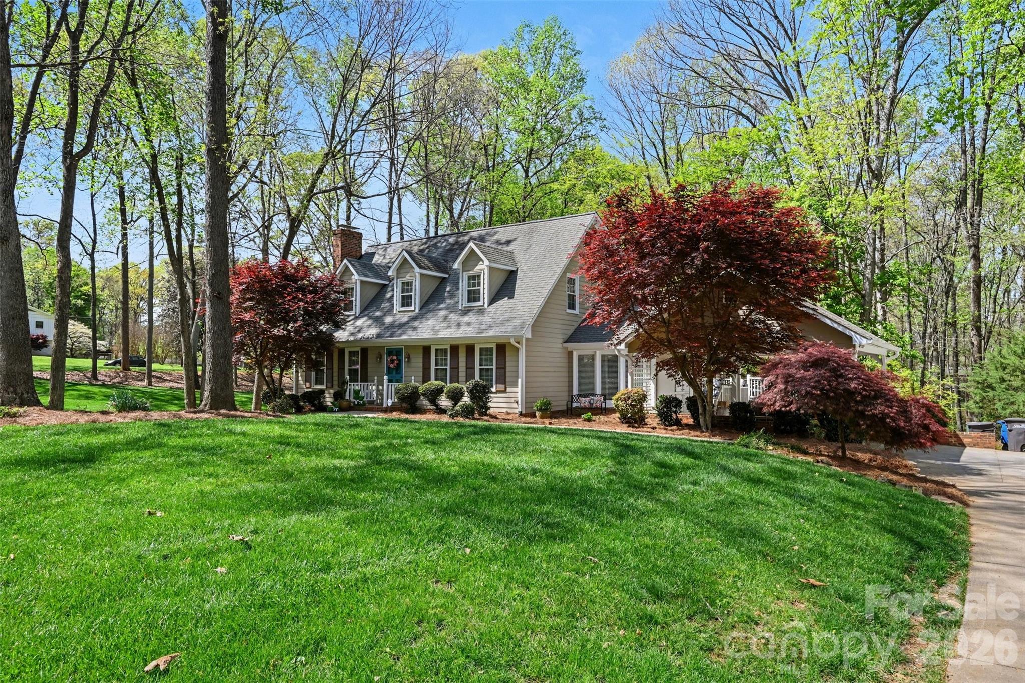 2511 Heritage Circle