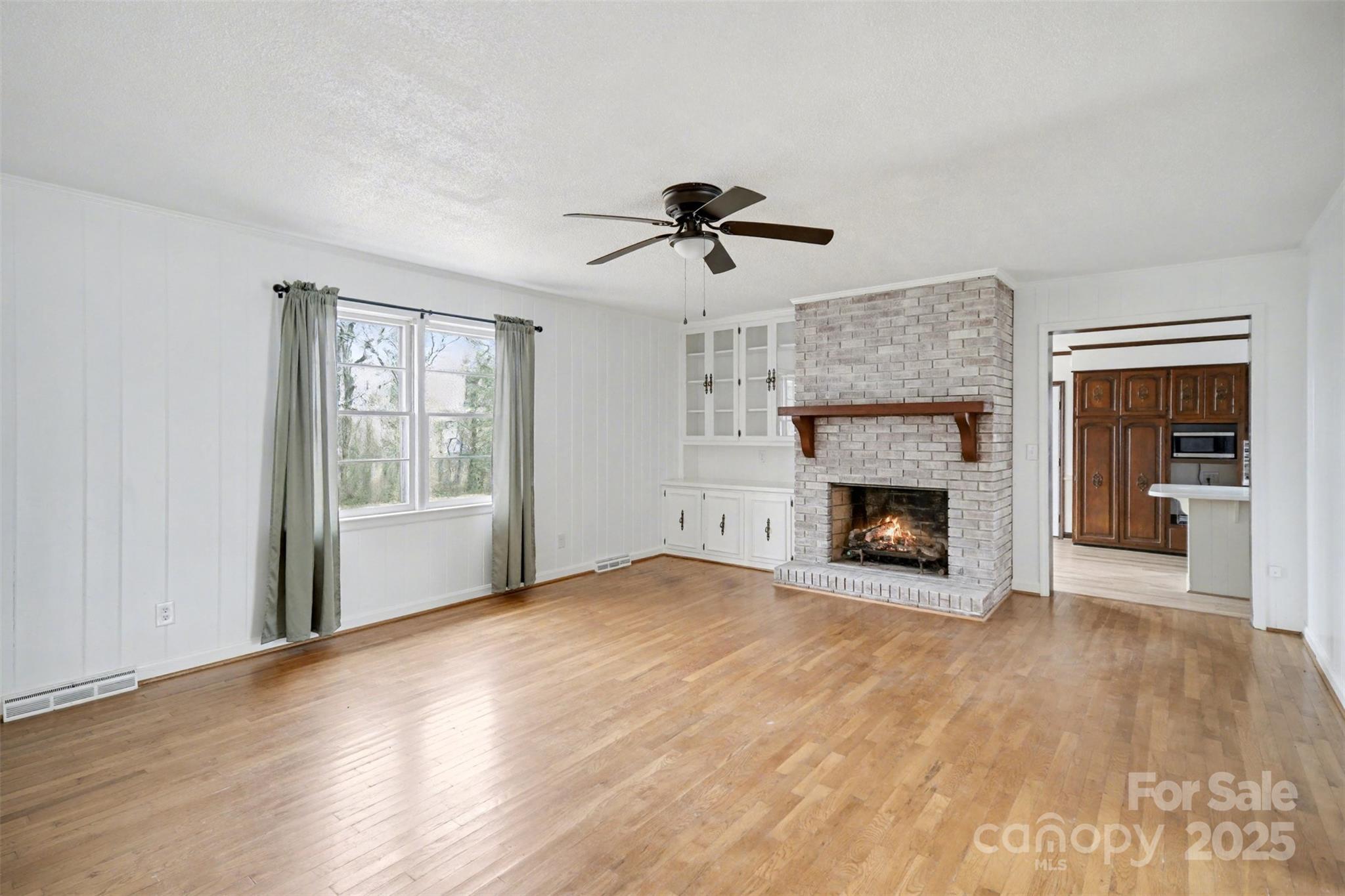 1035 Timber Lane Drive