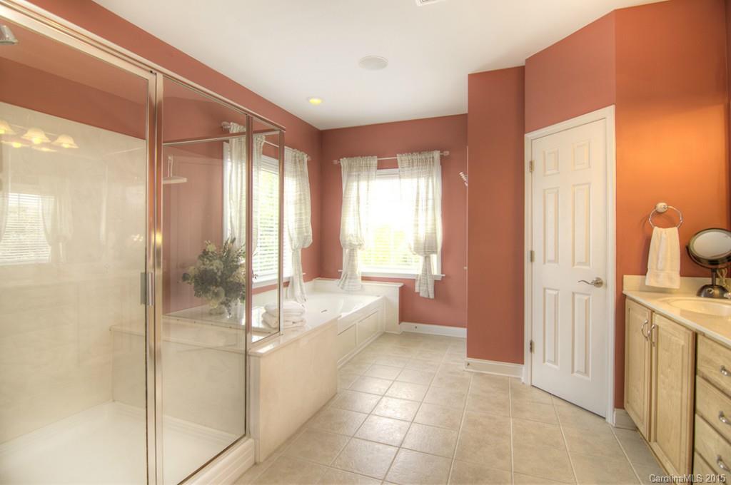 Lake Shore - Residential