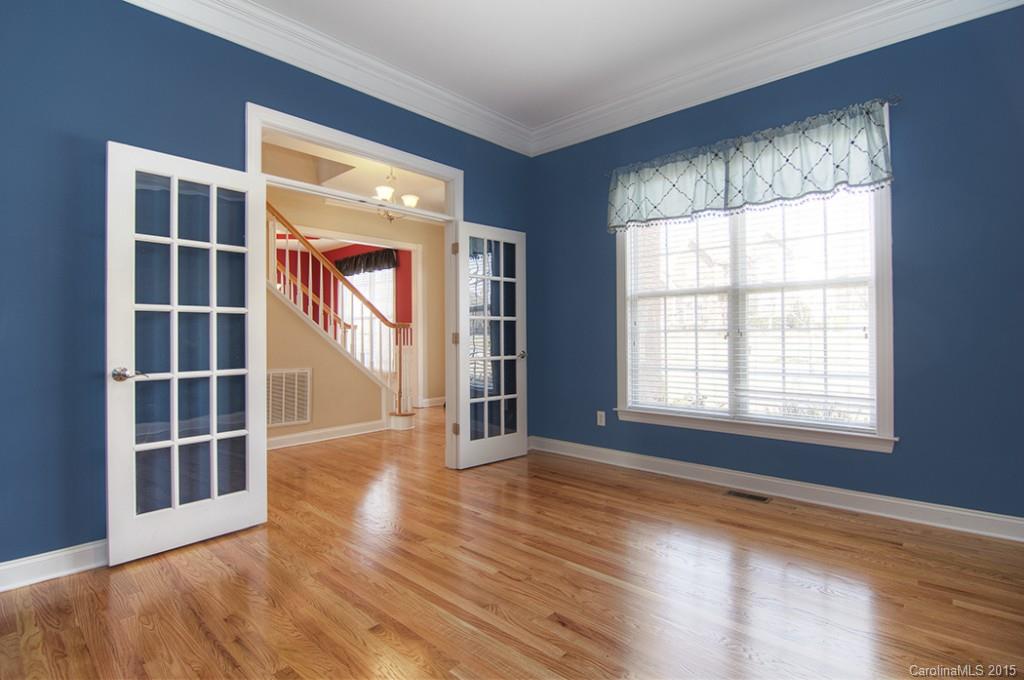 Lake Shore - Residential