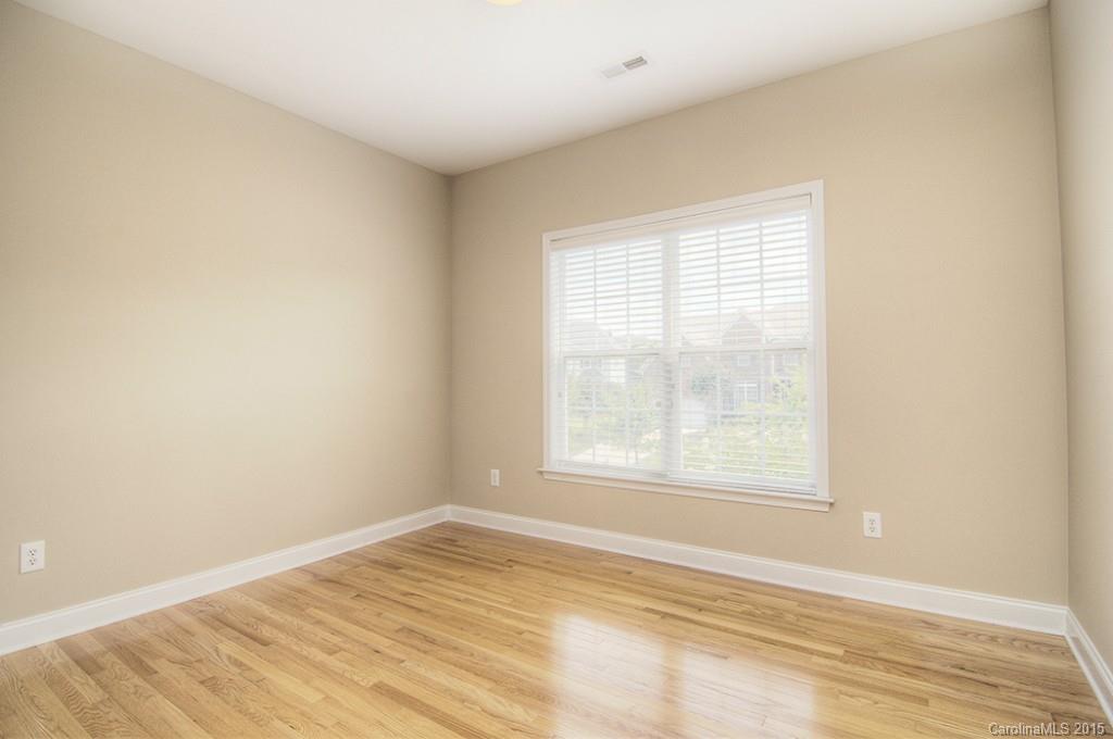 Lake Shore - Residential