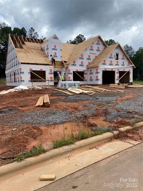 A home in Troutman