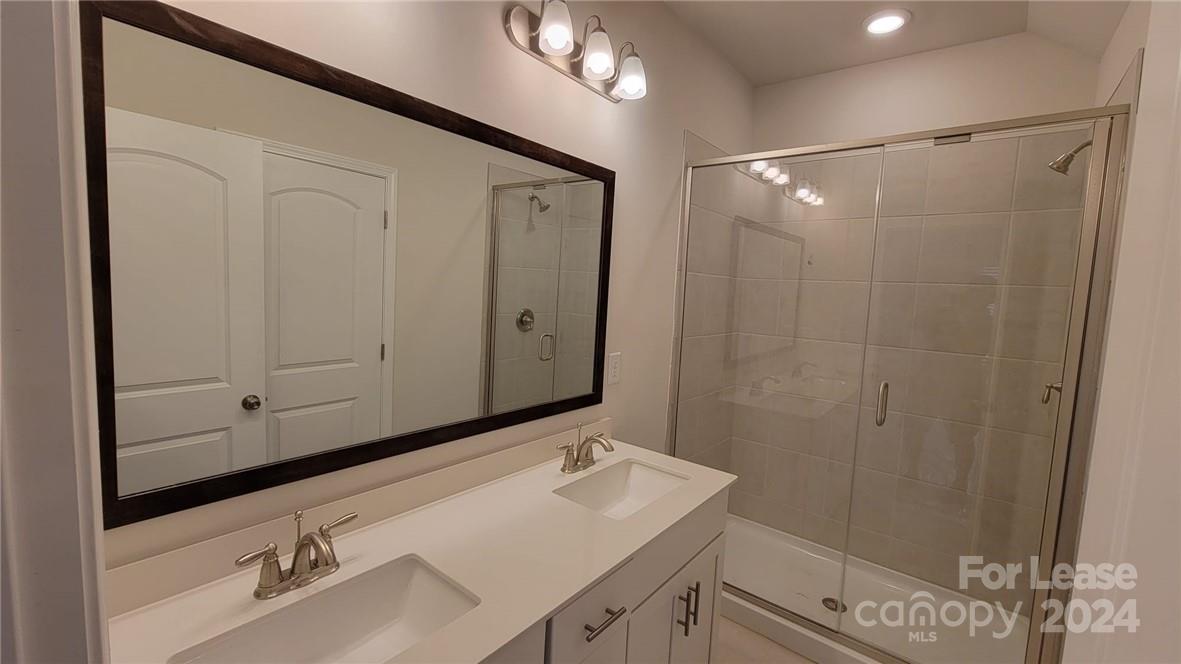 Sagecroft - Residential Lease
