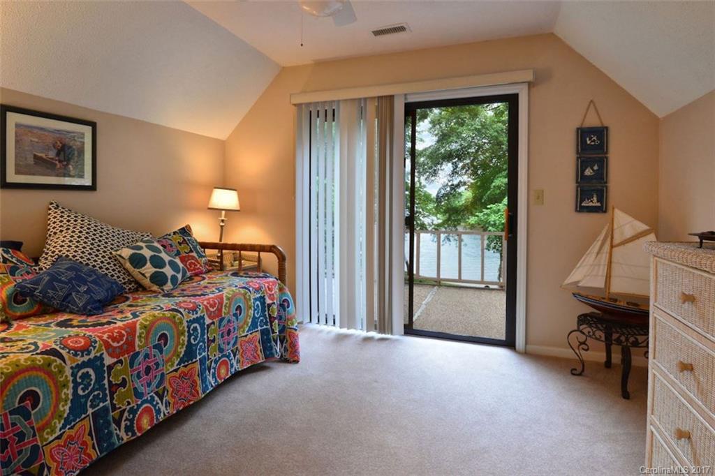 Emerald Shores - Residential