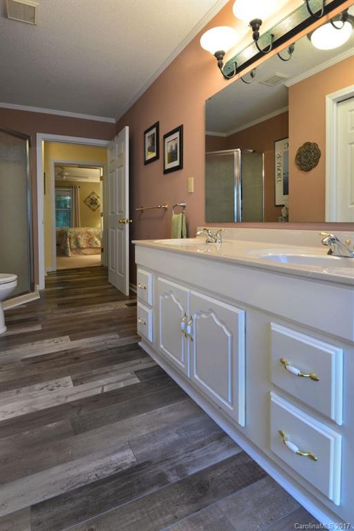 Emerald Shores - Residential