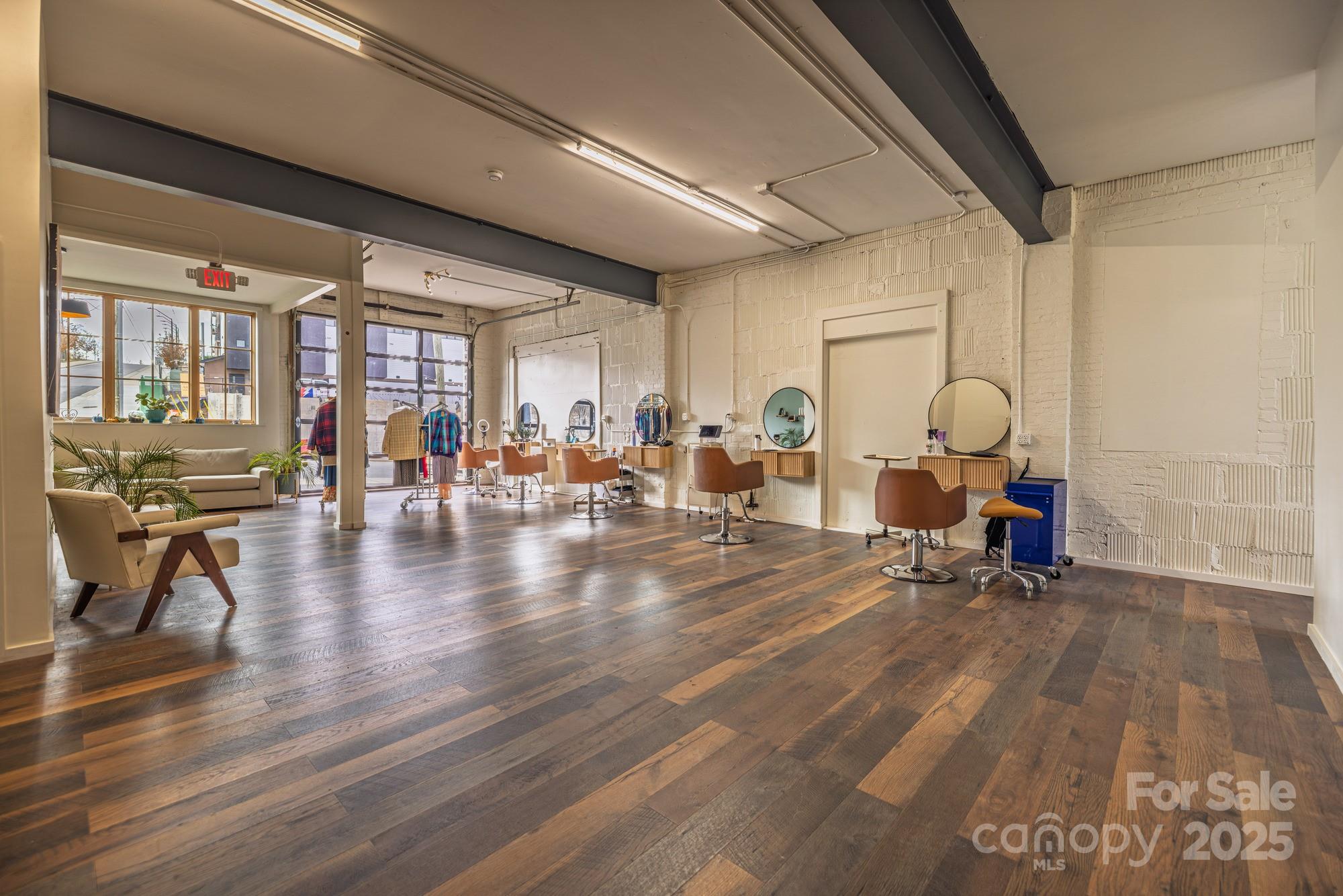 244 Short Coxe Avenue