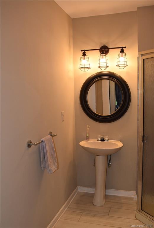 Wesley Heights - Residential Lease