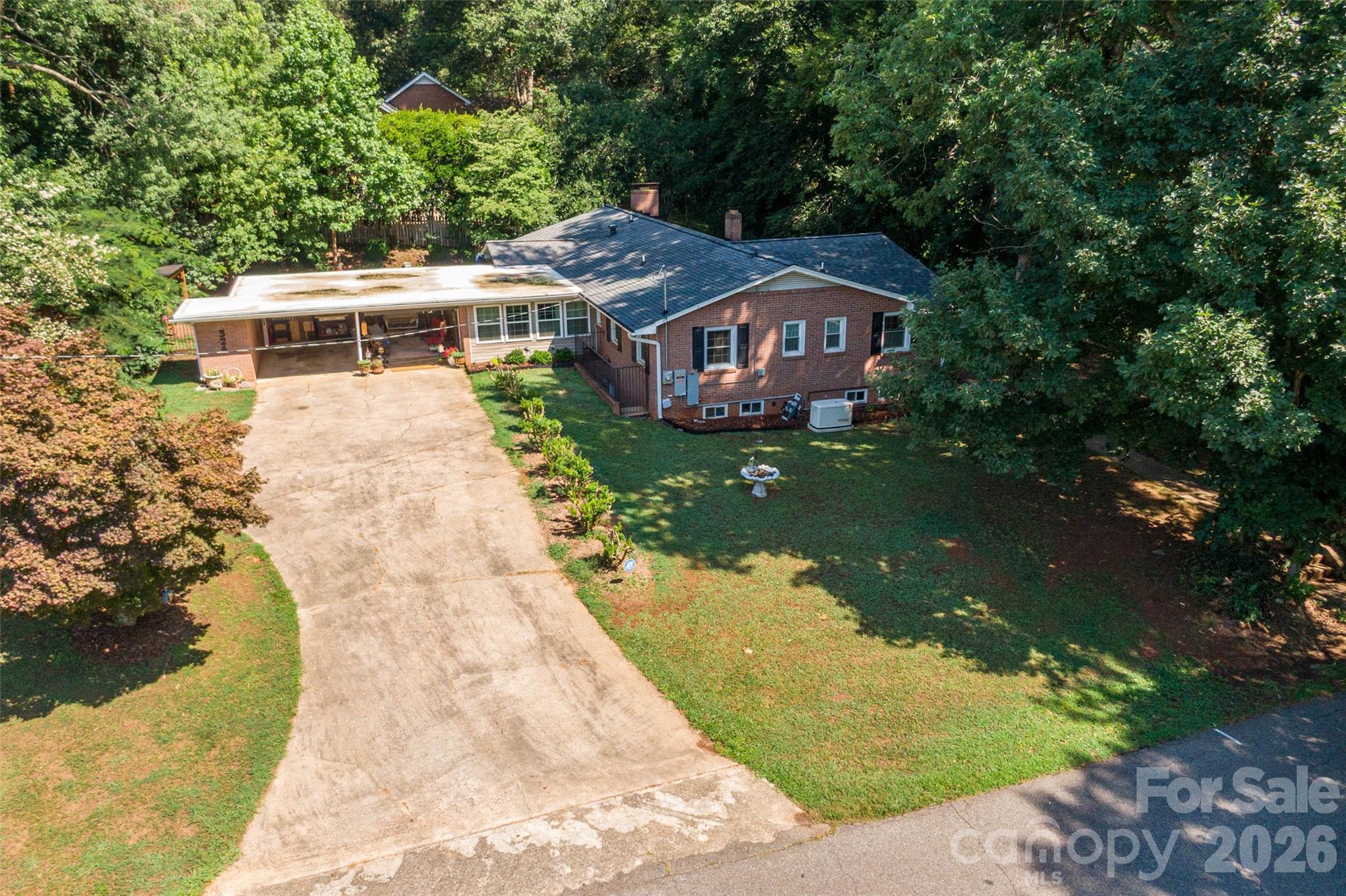 324 Country Club Circle