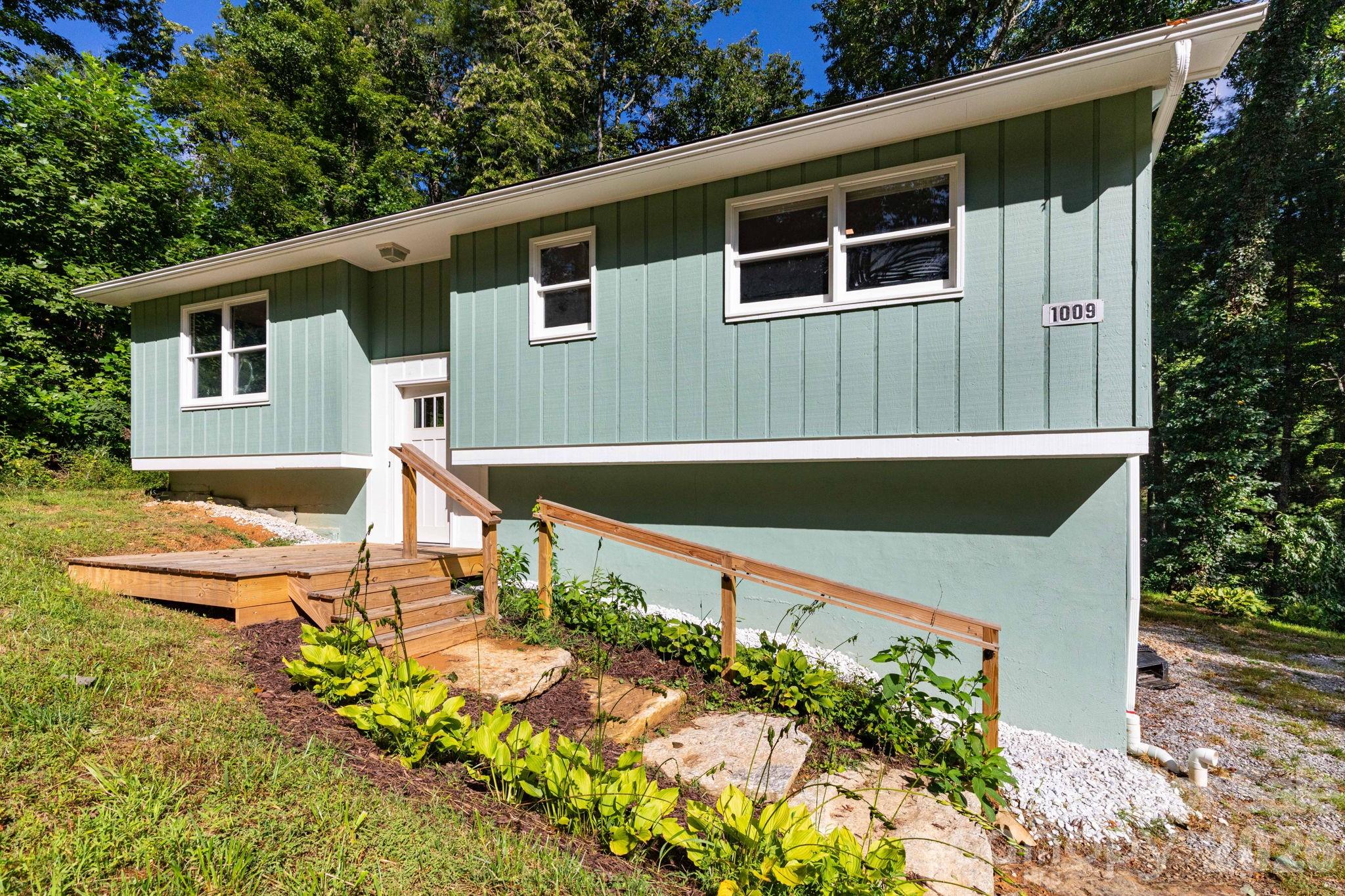 1009 Sharon Ridge Road