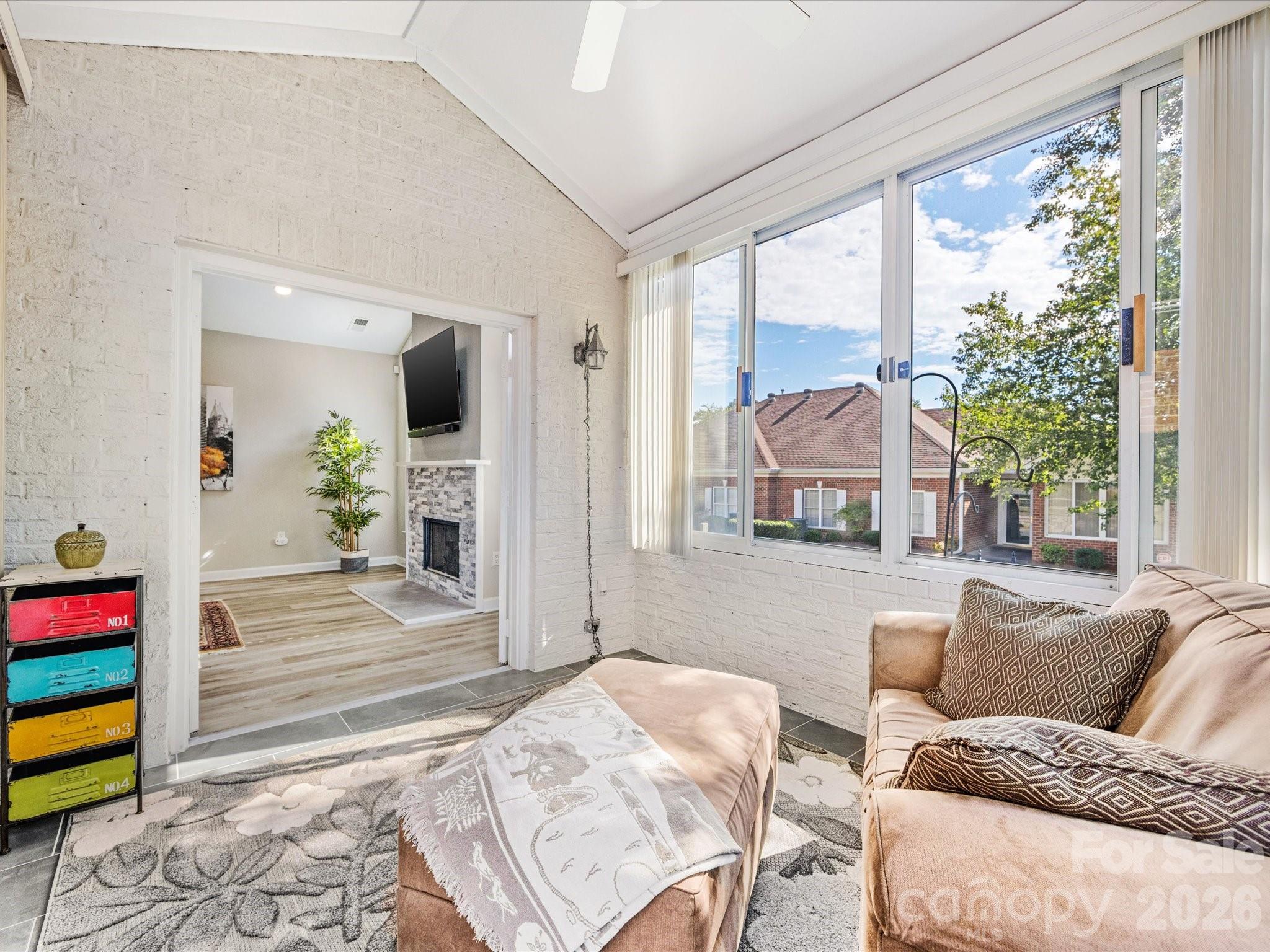 Windsor Oaks - Residential