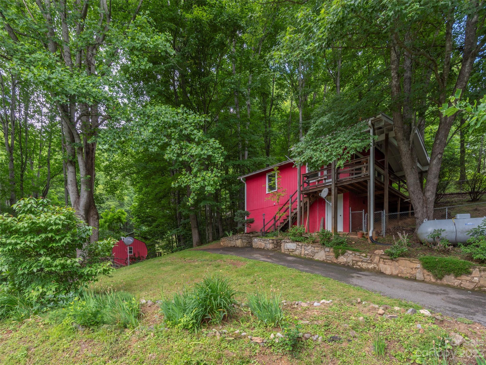 Mountain Ridges Estates - Residential
