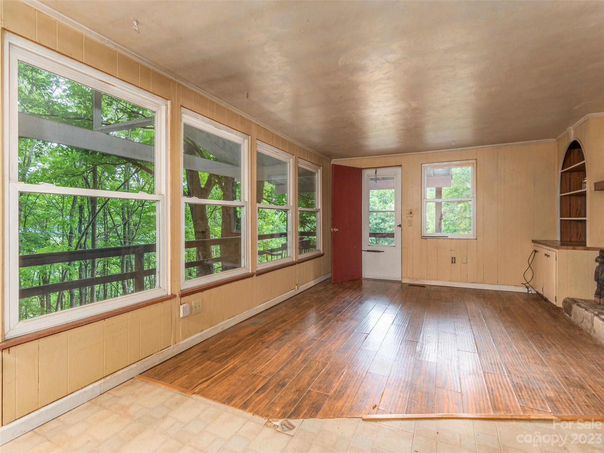 Mountain Ridges Estates - Residential