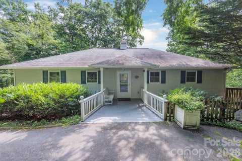 Photo of 275 Allen Mountain Drive, Black Mountain, NC 28711 (MLS # 4403183)