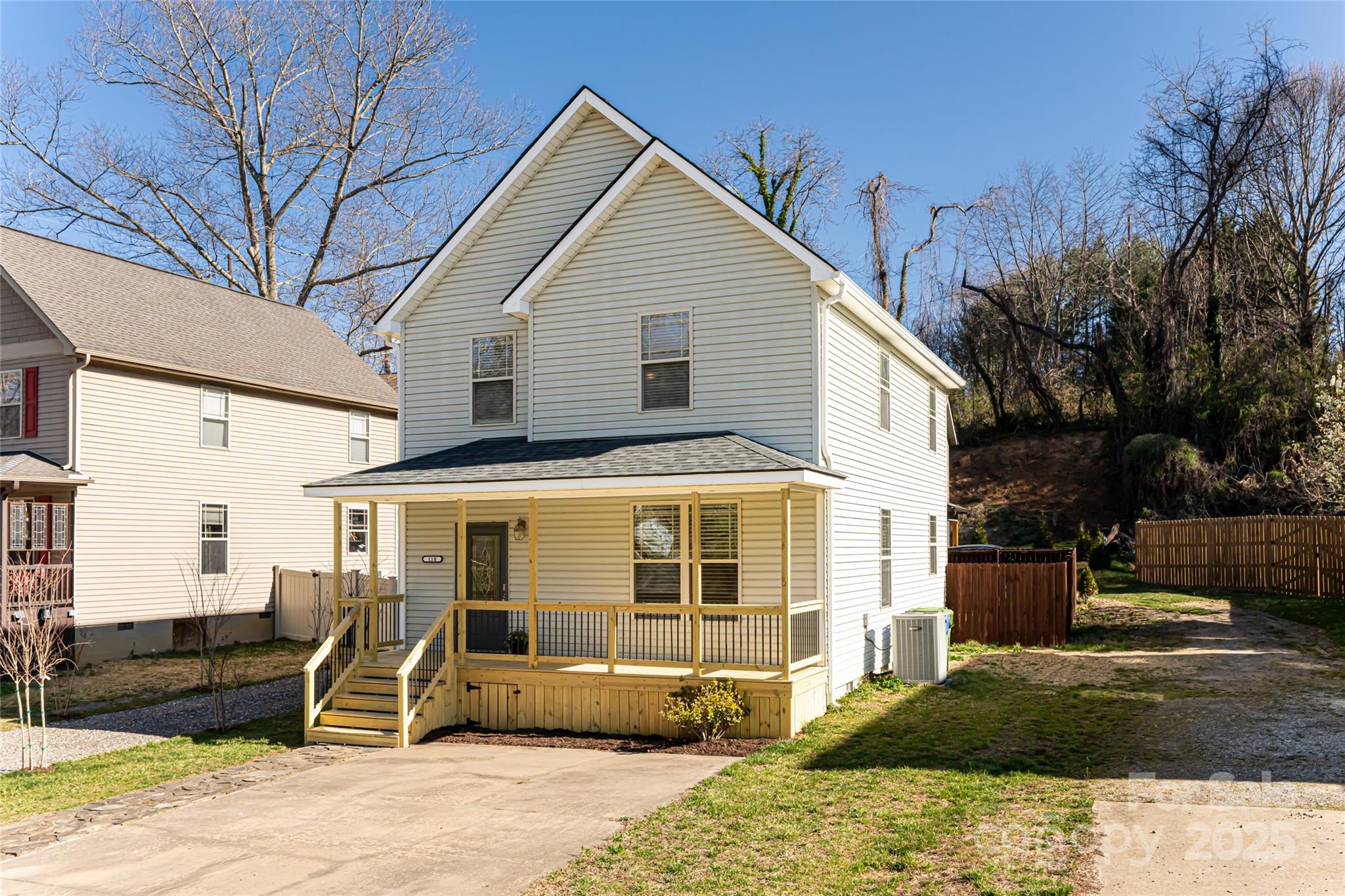 110 Glendale Avenue