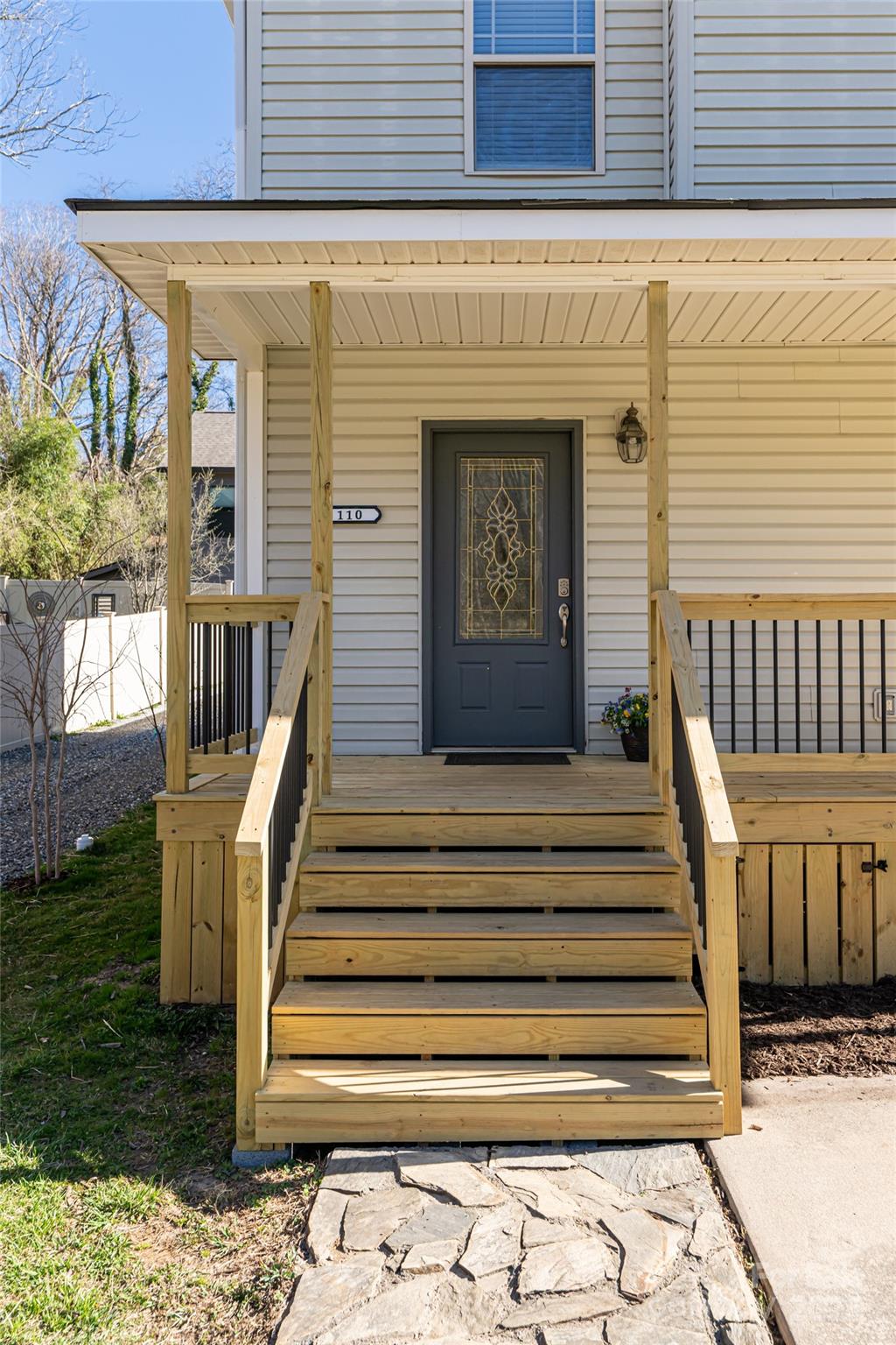 110 Glendale Avenue